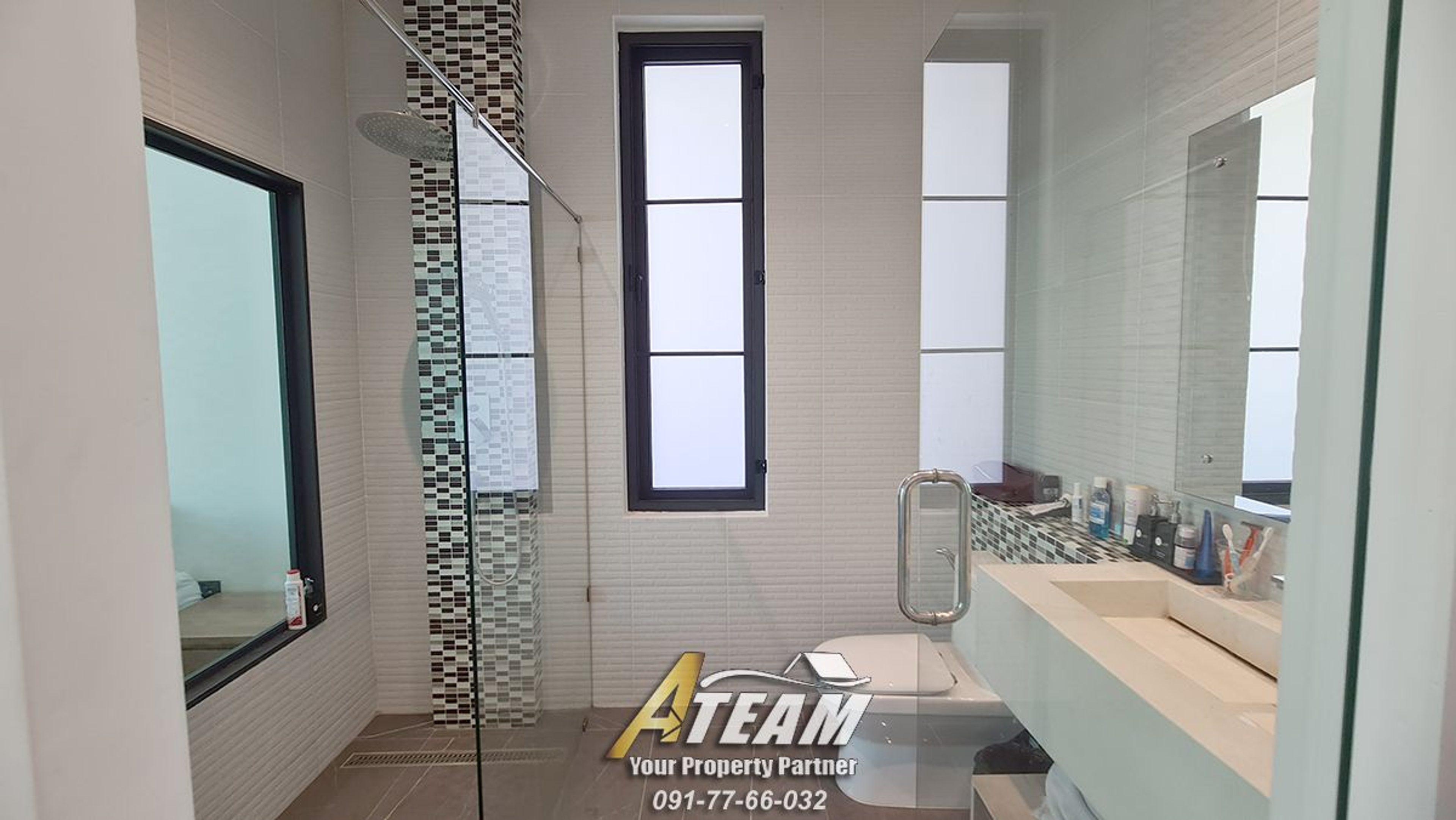 Modern 3 bedroom pool villa In La Lua resort thumbnail 21