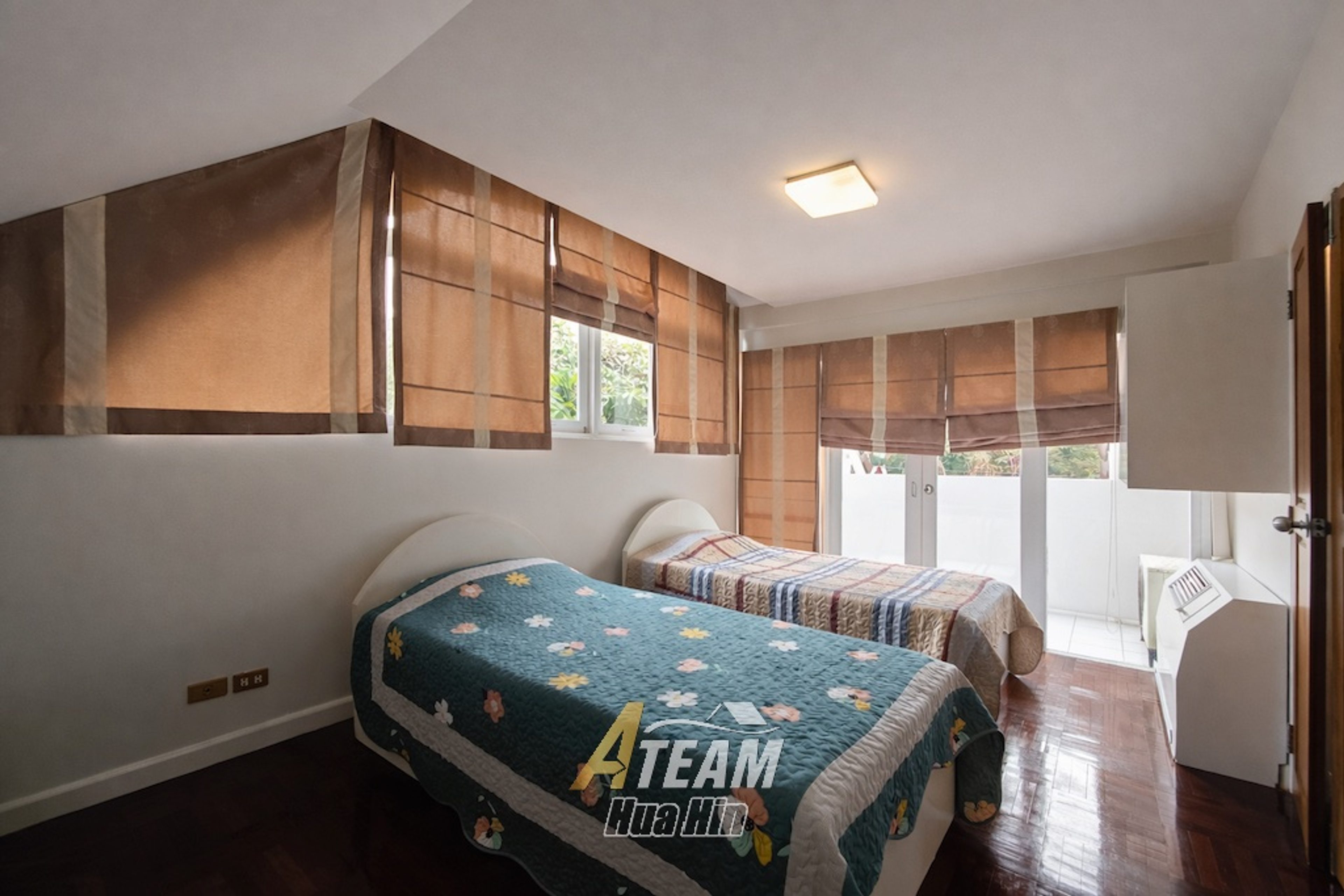 Beachfront Luxury Pool Villa for Sale in Baan Chaliang Lom thumbnail 20