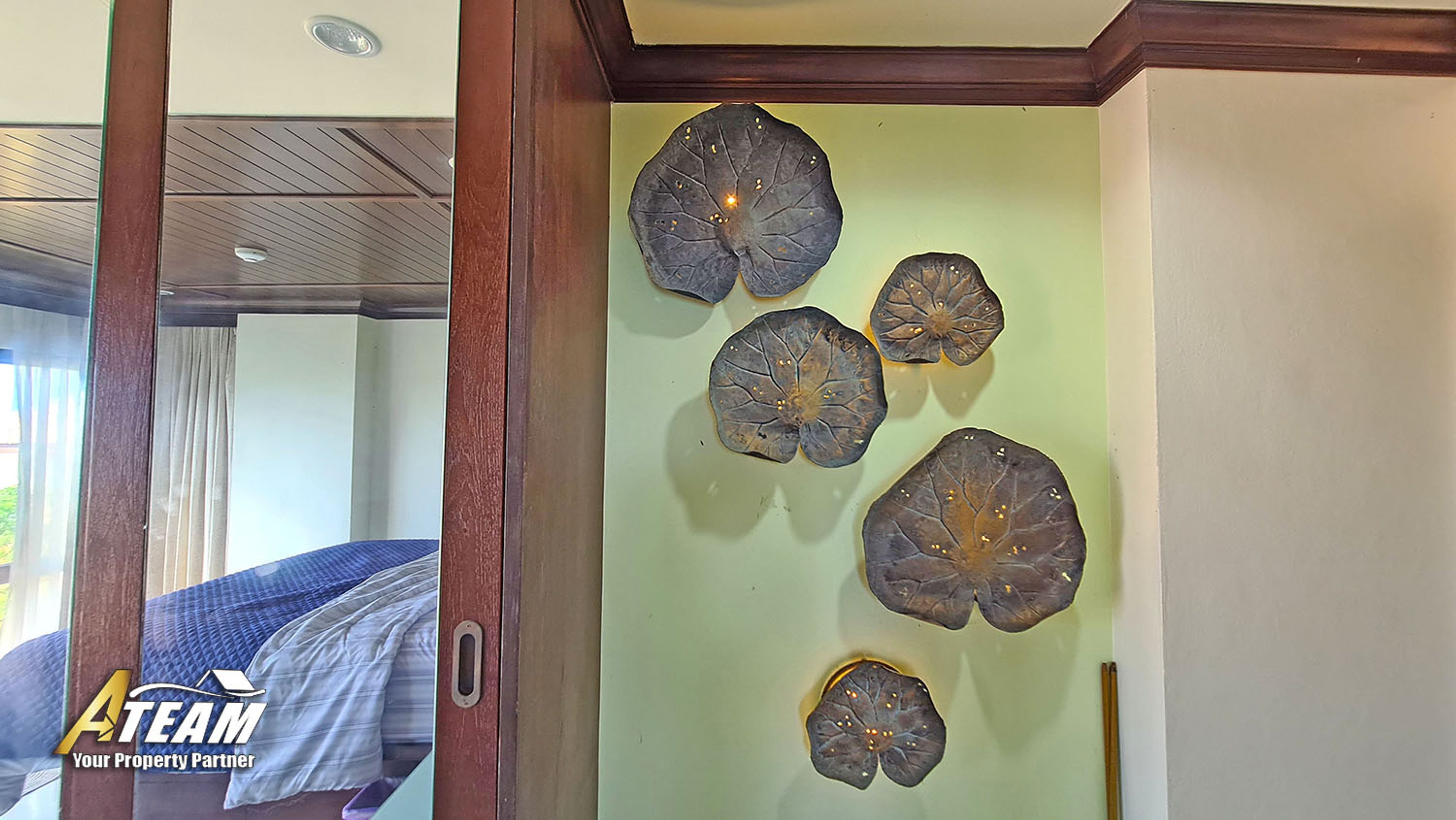 Beachfront sea view condo in Khao Tao, Santipura thumbnail 25