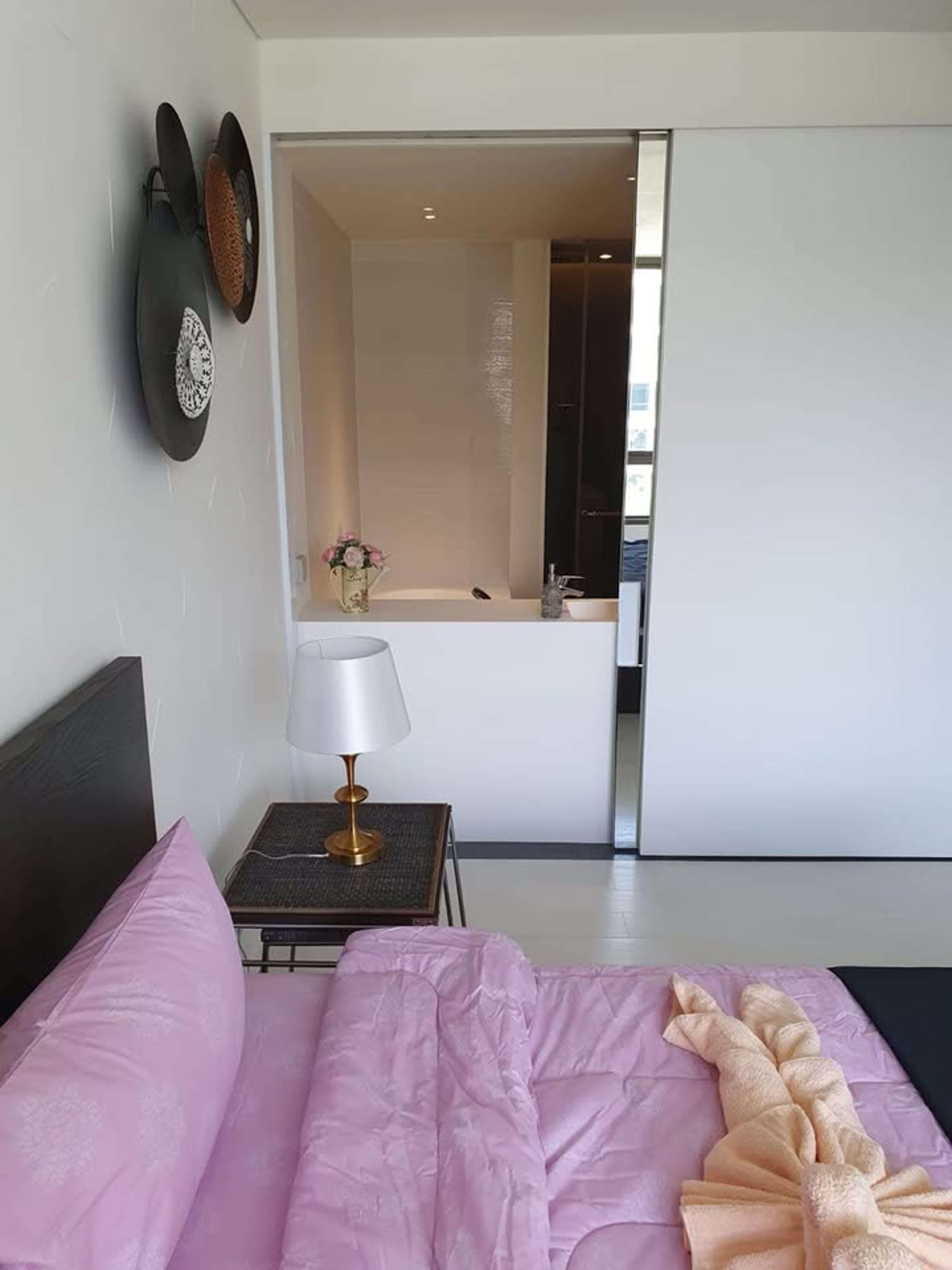 Beautiful 2-Bedroom Condo with Pool View at Veranda, Khao Takiab thumbnail 3