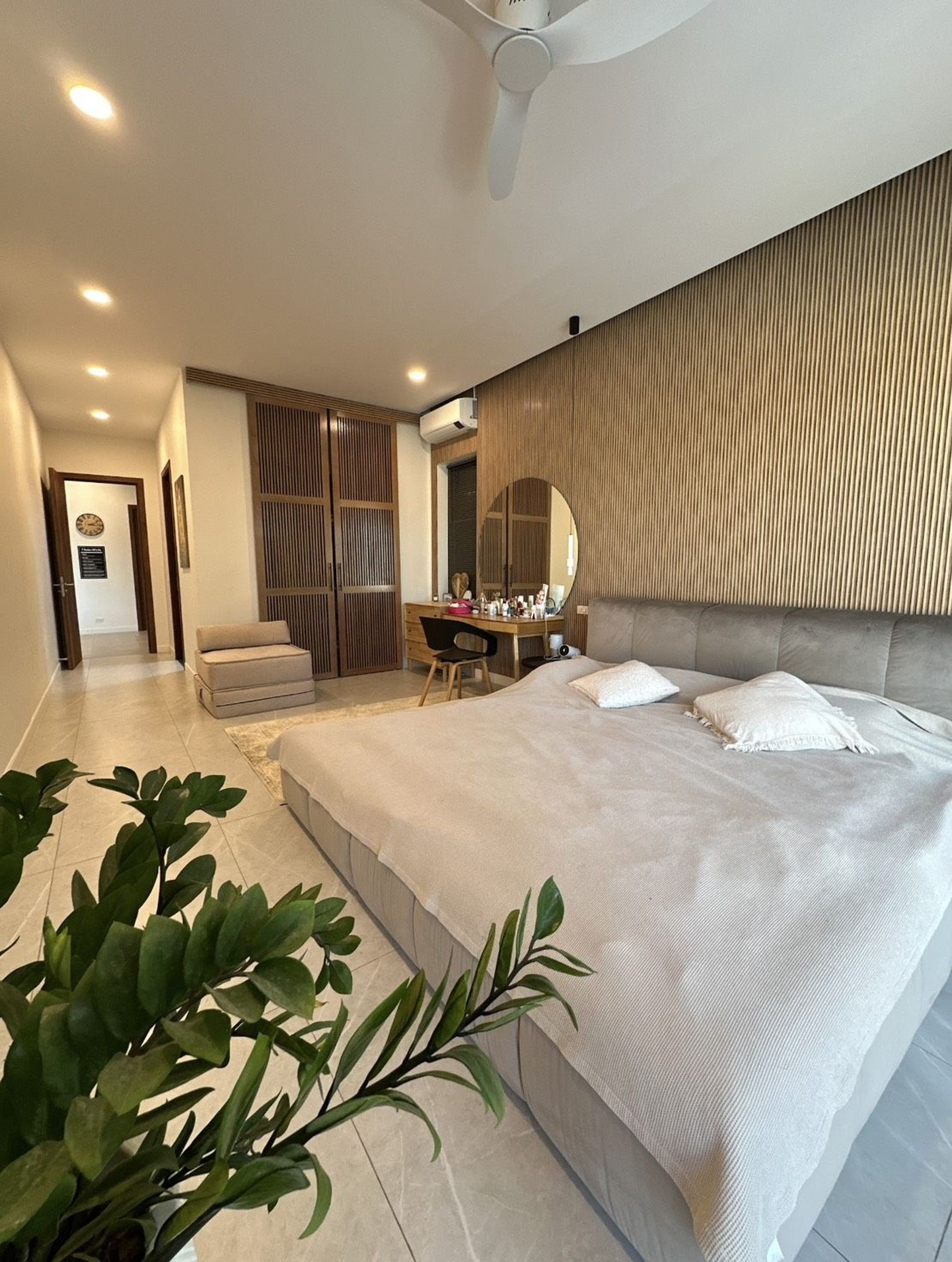 4-Bedroom Lake View Pool Villa thumbnail 25
