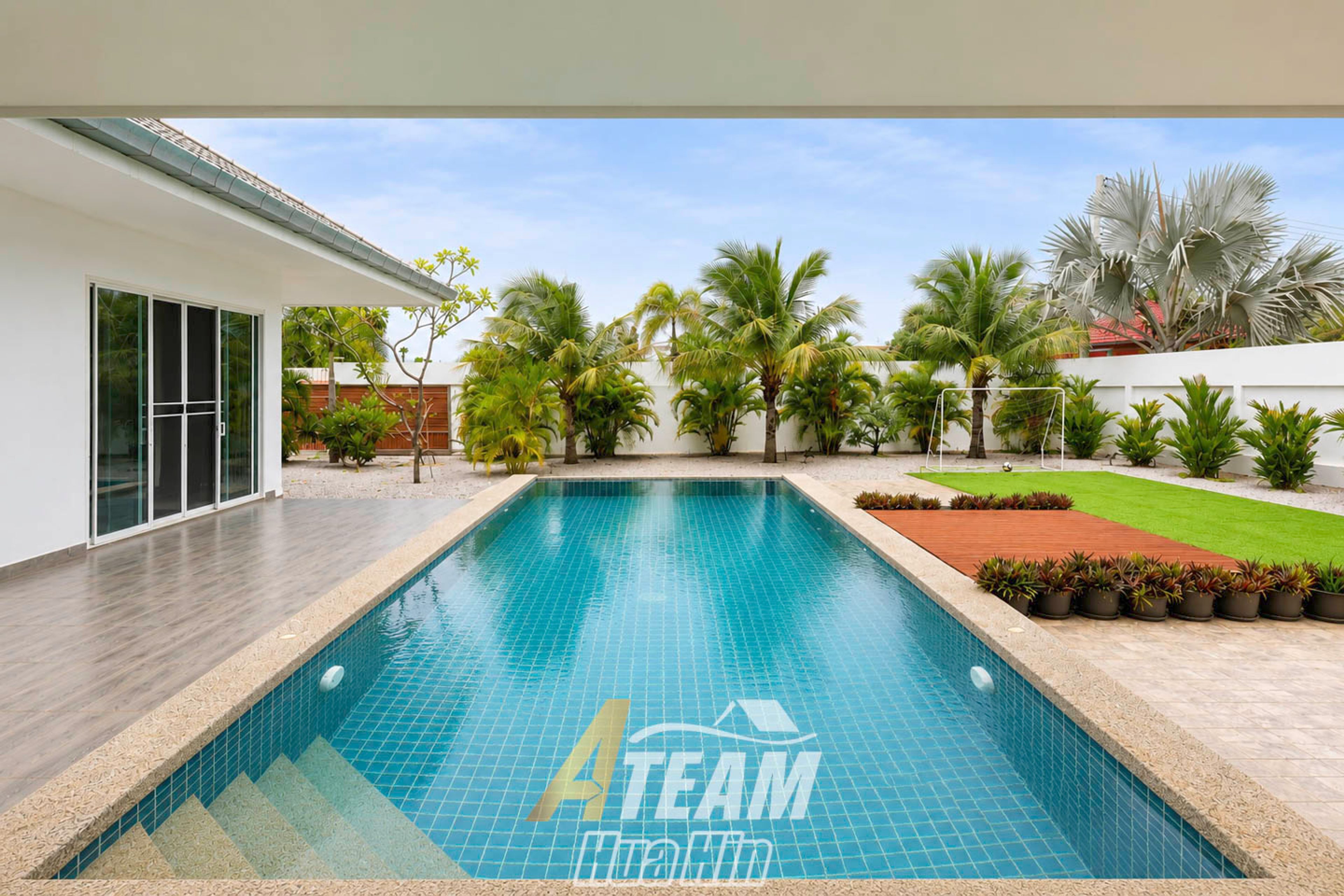 Private 3-Bedroom Pool Villa on a Large 800 Sq.m. Plot | Pak Nam Pran, Pranburi thumbnail 19