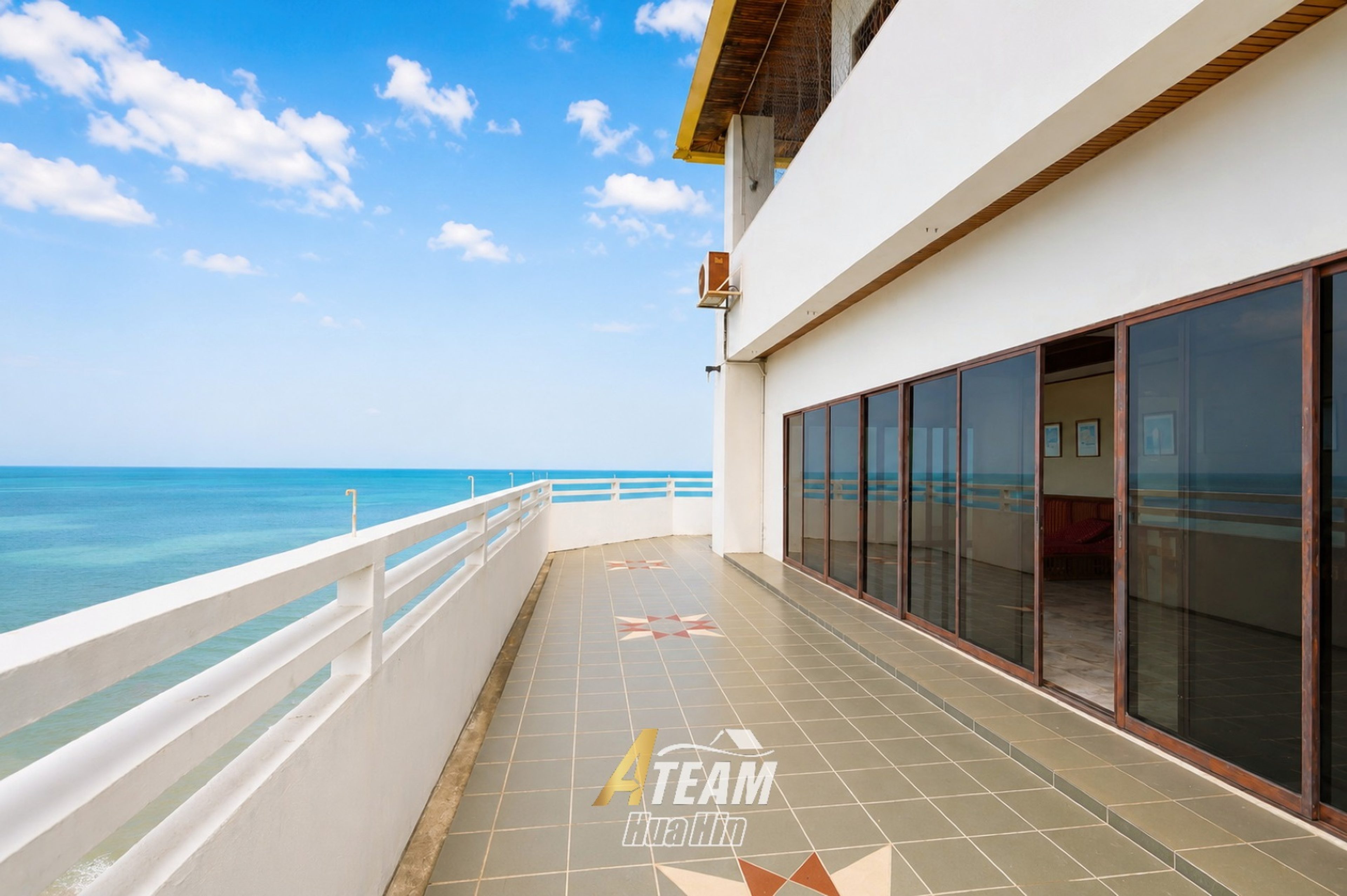 Penthouse 4-Bedroom for Sale at Cha-Am Grand Condotel thumbnail 2