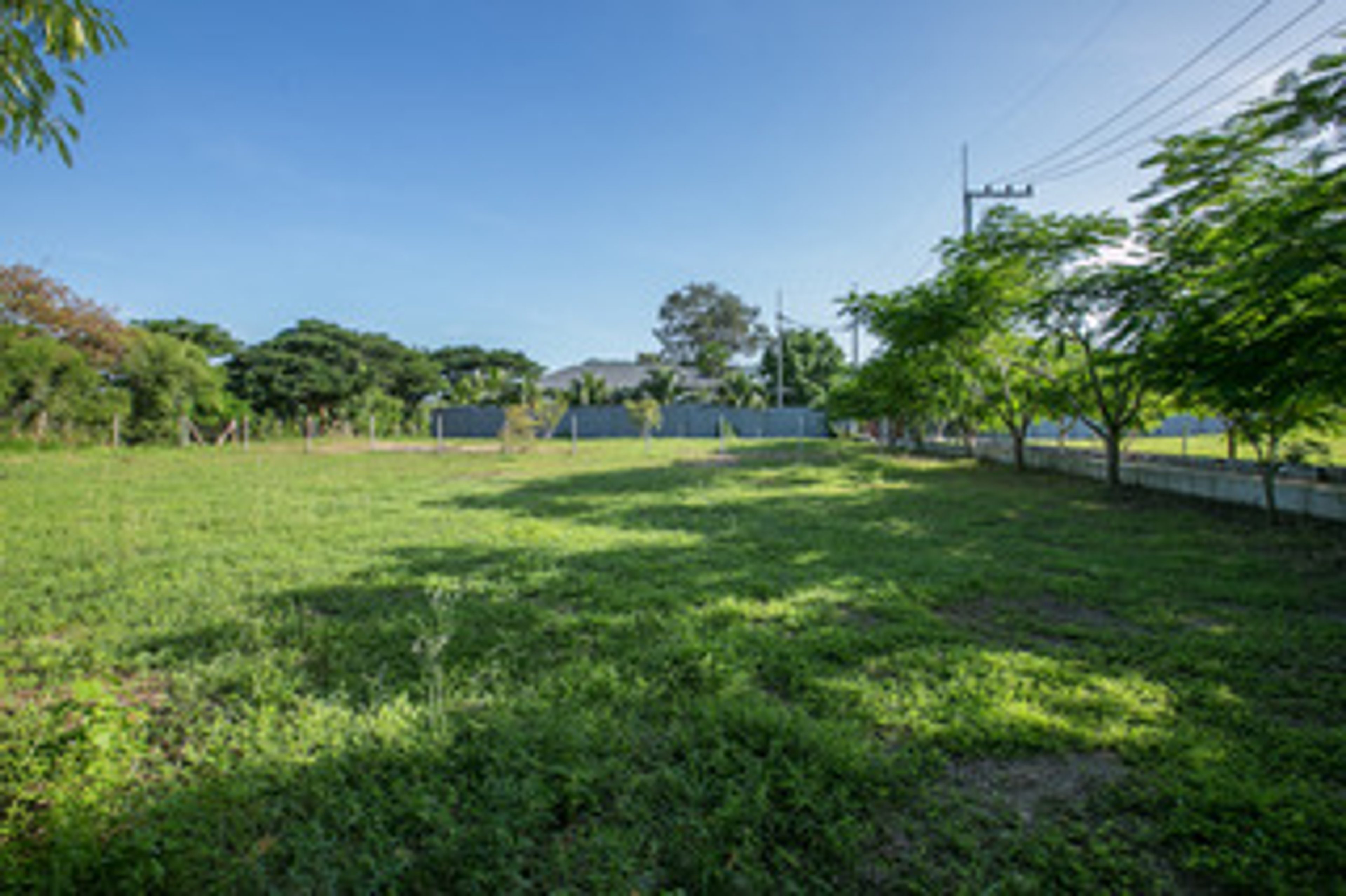 Land for Sale 1km from Black Mountain Golf Course. thumbnail 5