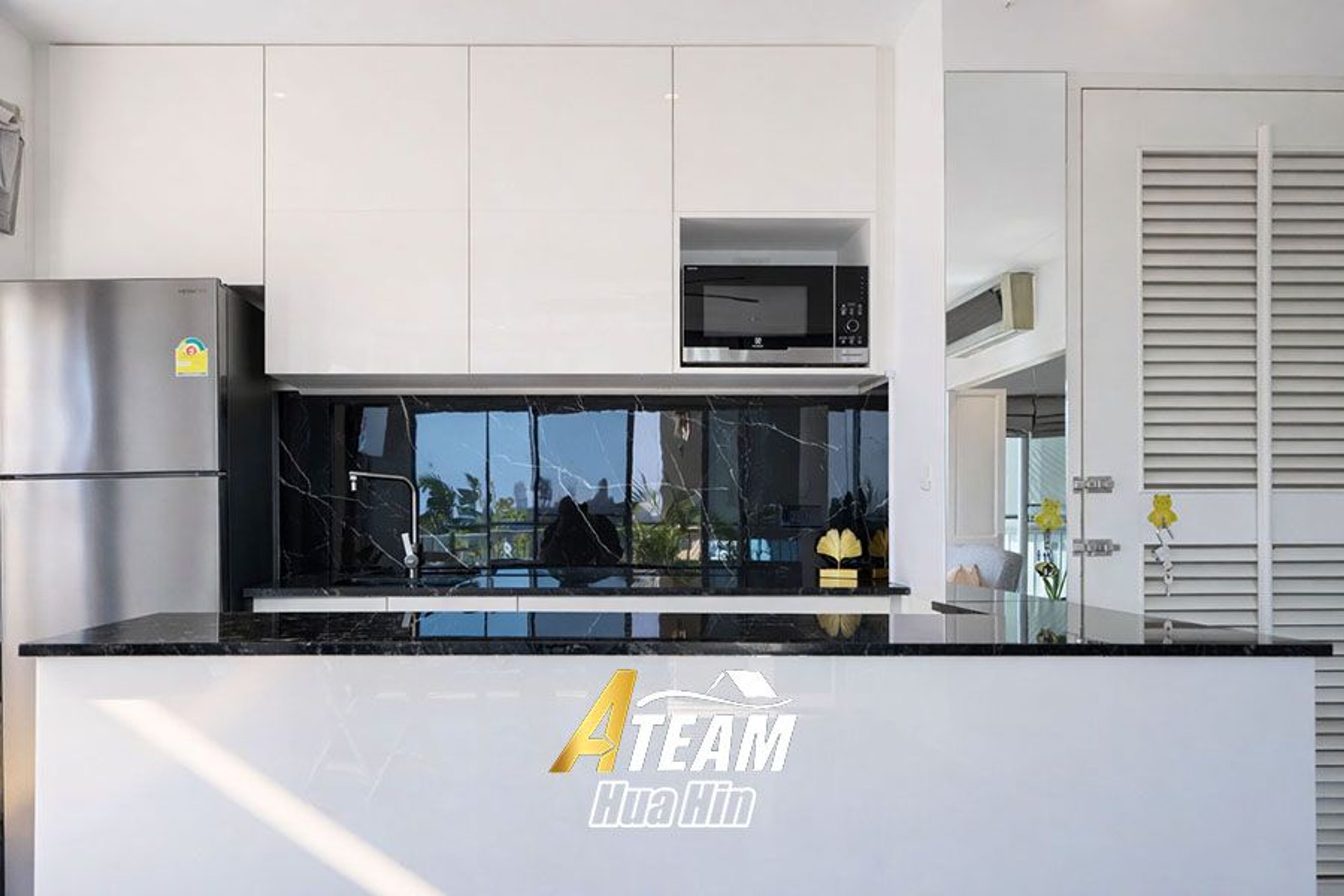 Beachfront 2-Bedroom Condo for Sale at Baan Suan Rim Sai, Khao Takiab thumbnail 10