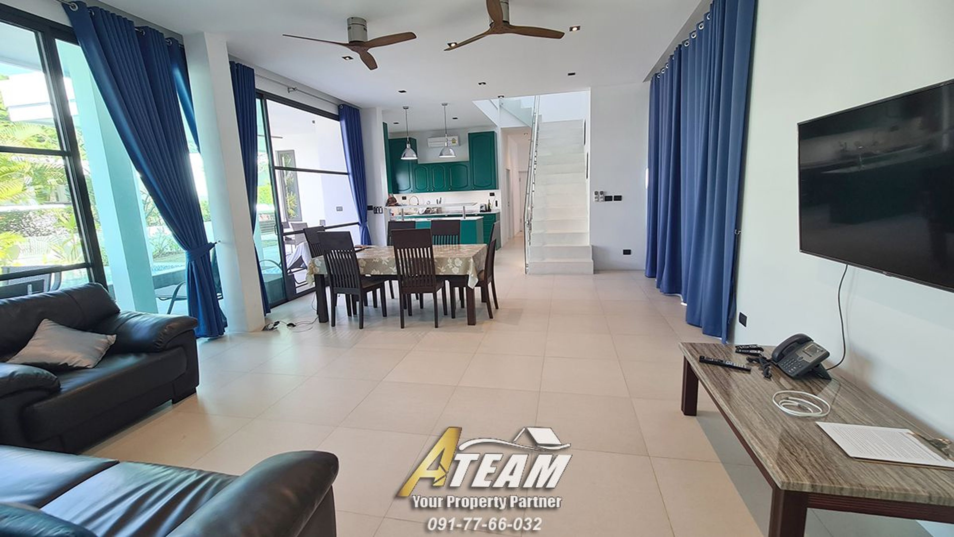 Modern 3 bedroom pool villa In La Lua resort thumbnail 11