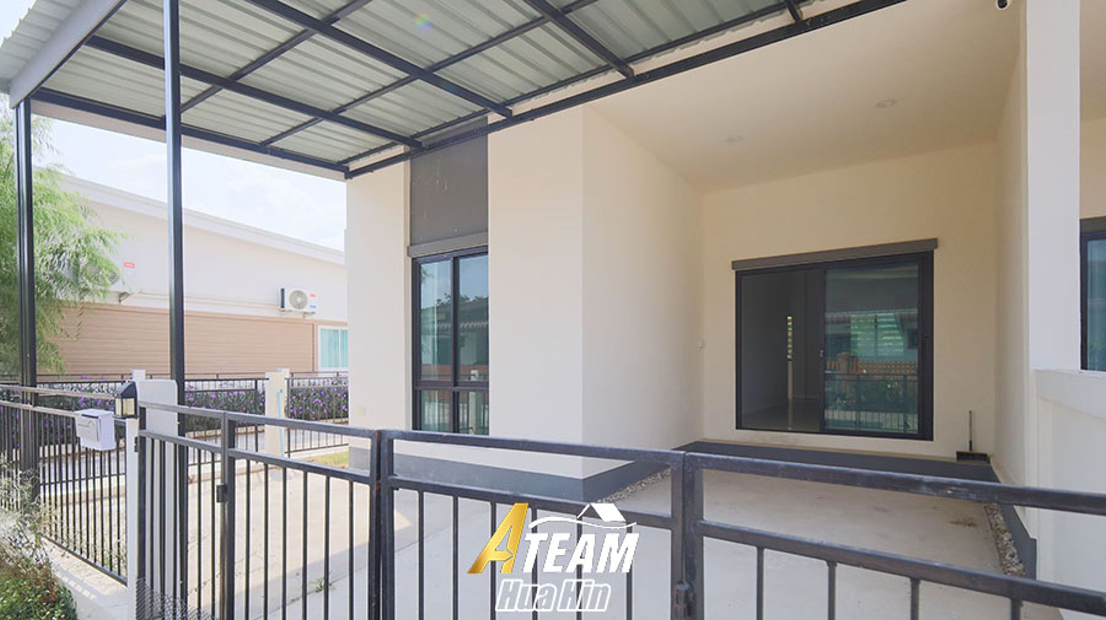 TownHouse 2 Bed 1 Bath in soi 94 - 1.89 THB thumbnail 3