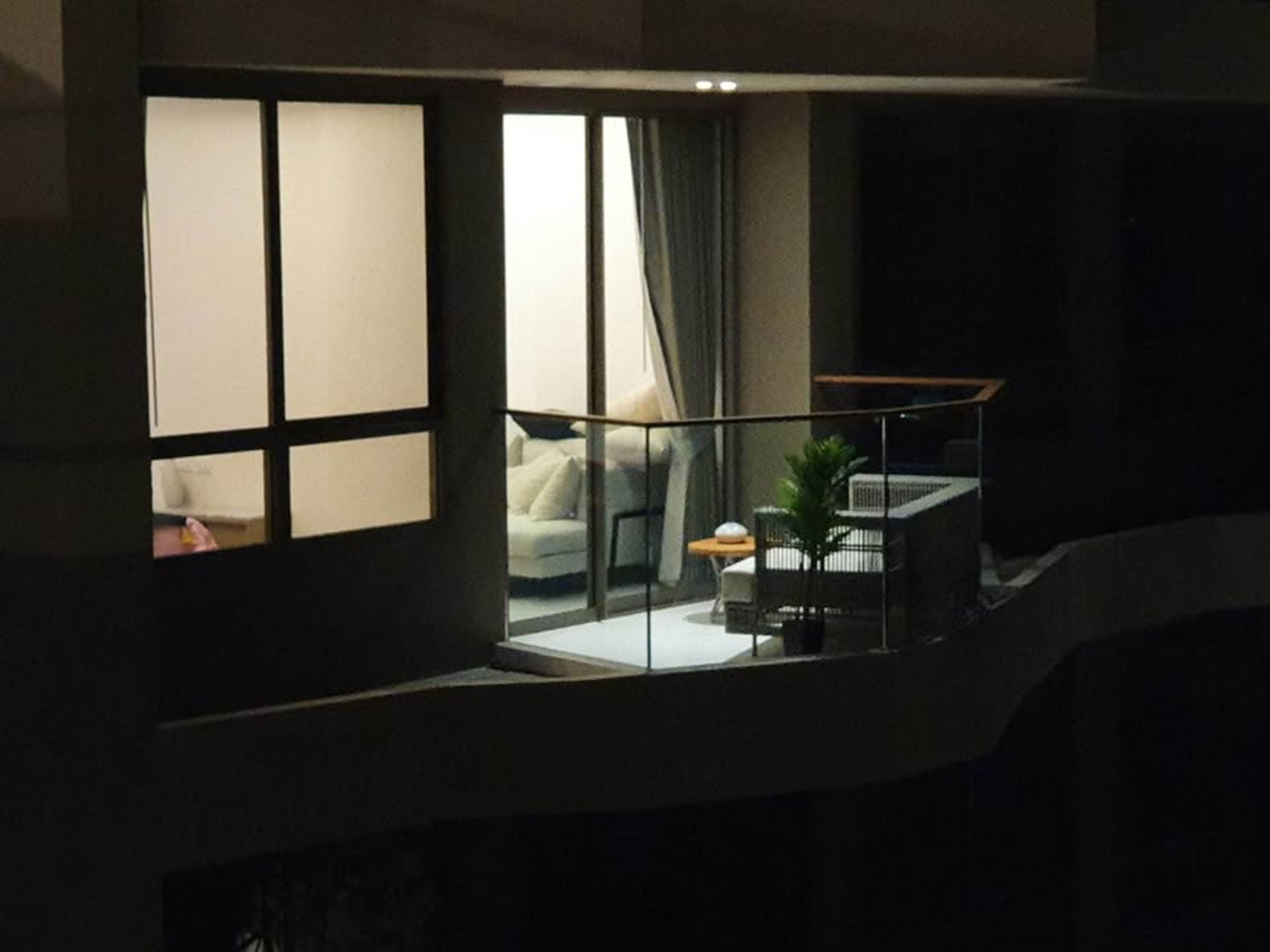 Beautiful 2-Bedroom Condo with Pool View at Veranda, Khao Takiab thumbnail 17