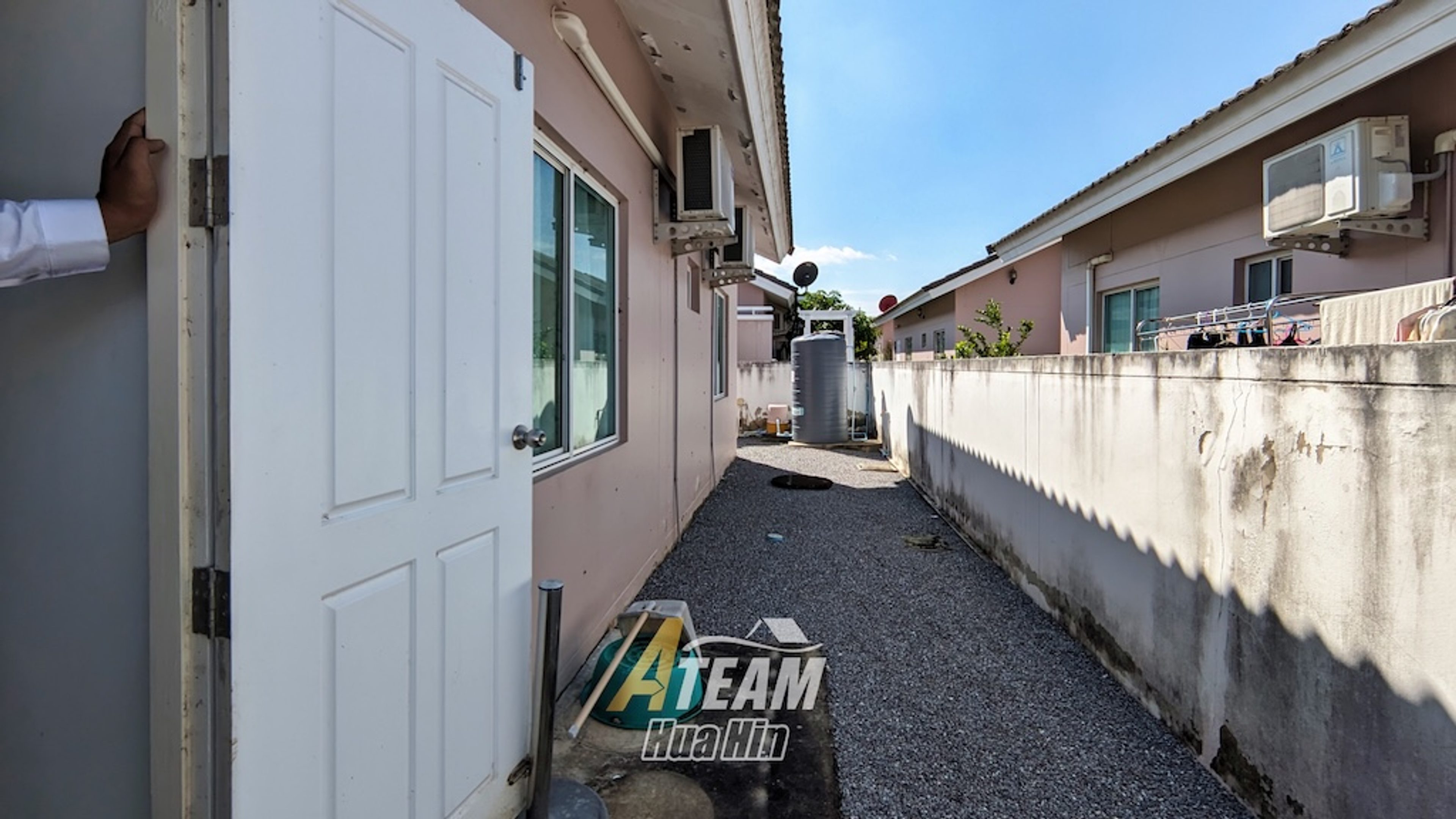 LA VALLEE VINTAGE – 3 Bedroom House for Sale thumbnail 10