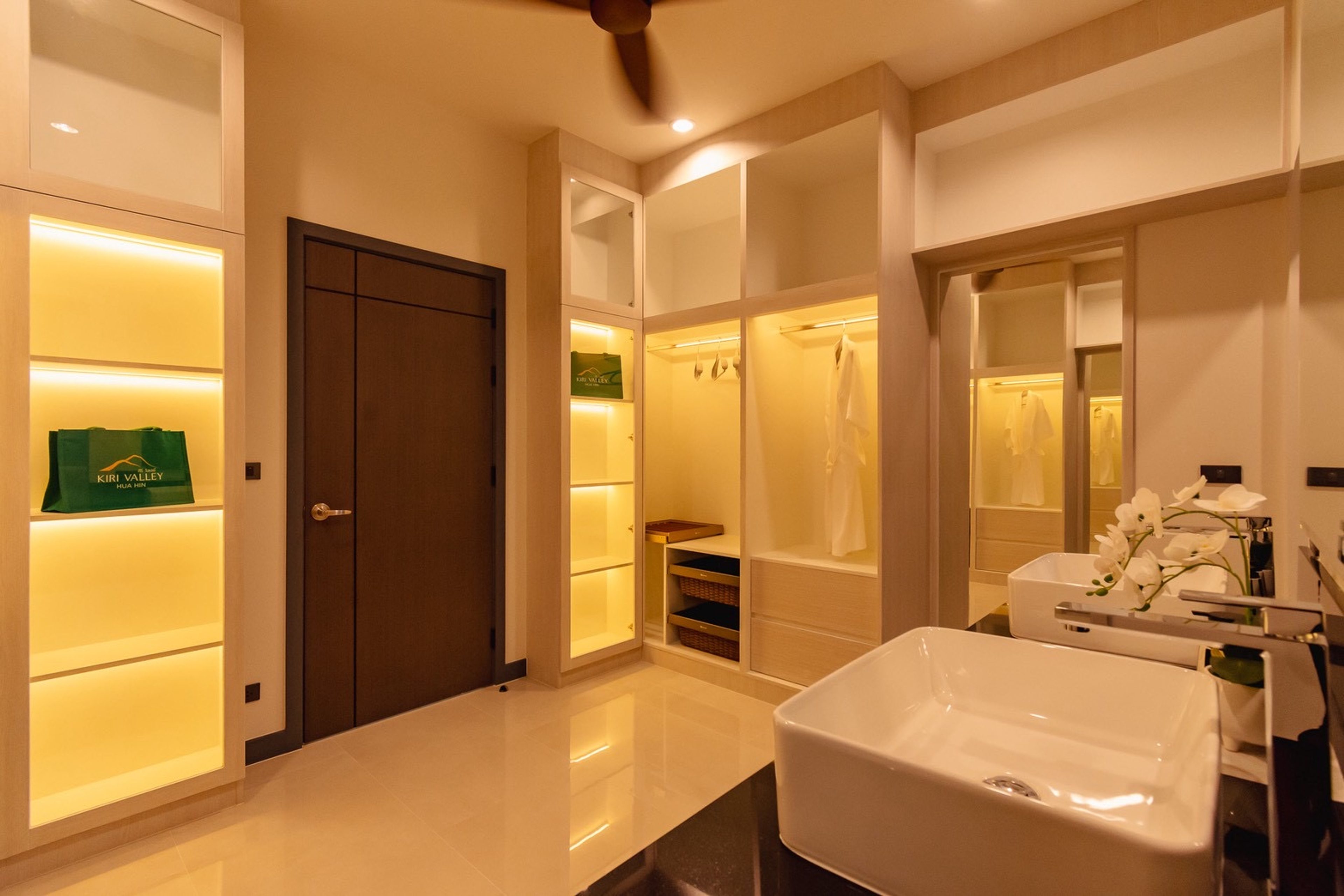 Modern 3 Bedroom  Luxury Pool Villas on Soi 112 thumbnail 30