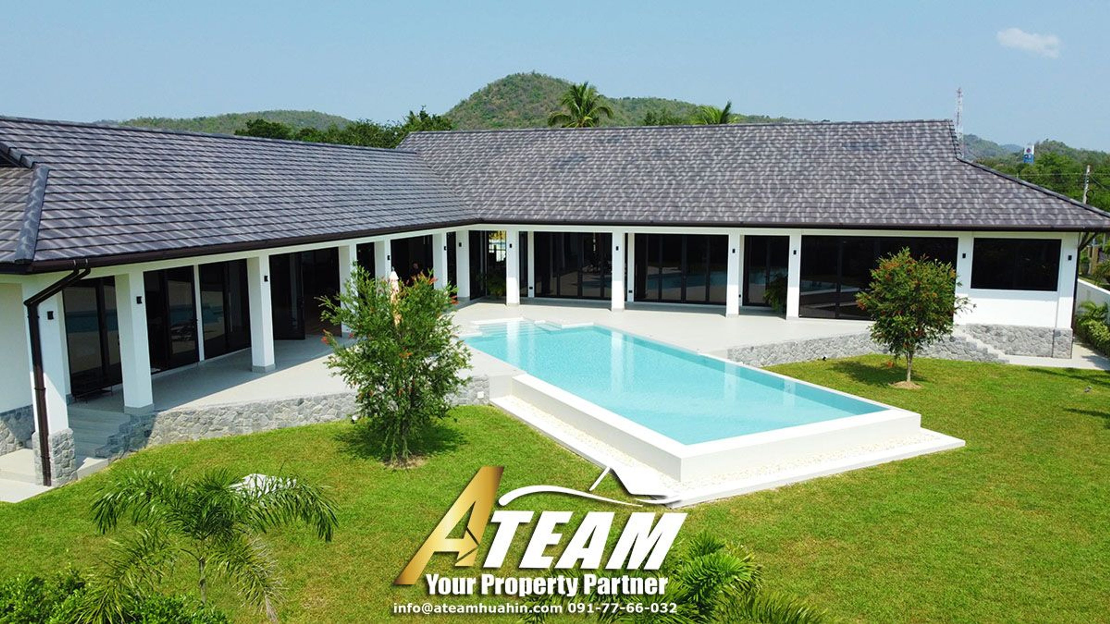 Luxury Pool Villa in Tropical Khao Tao for Sale