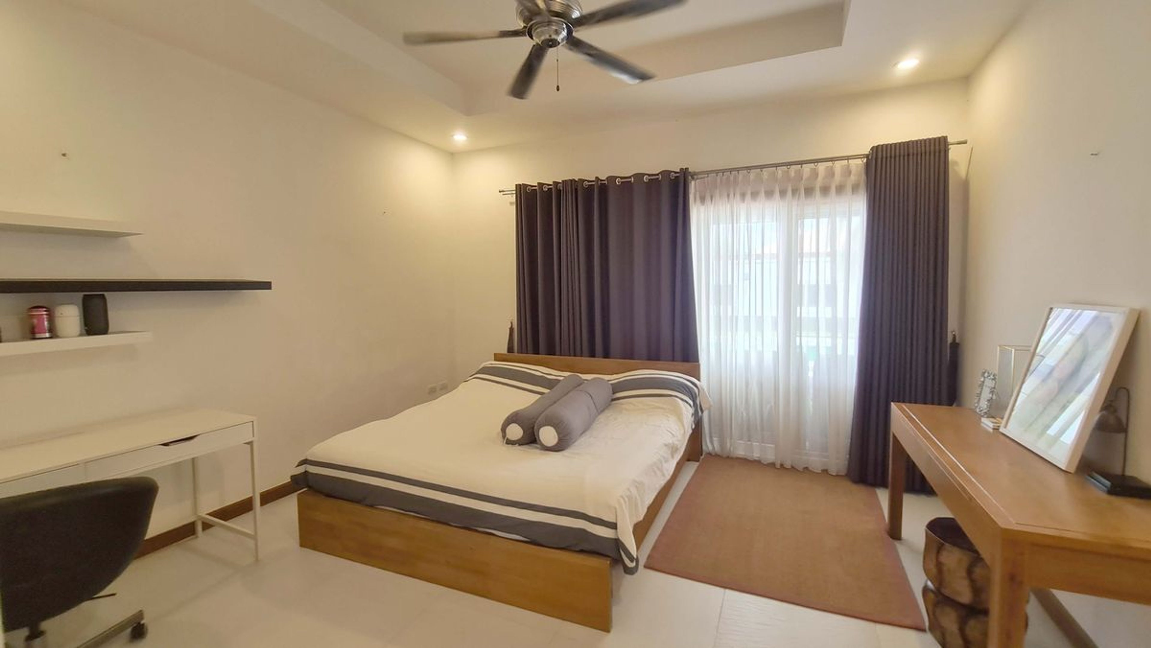 luxury 7 bedrooms Pool Villa in Orchid Palm Homes thumbnail 11