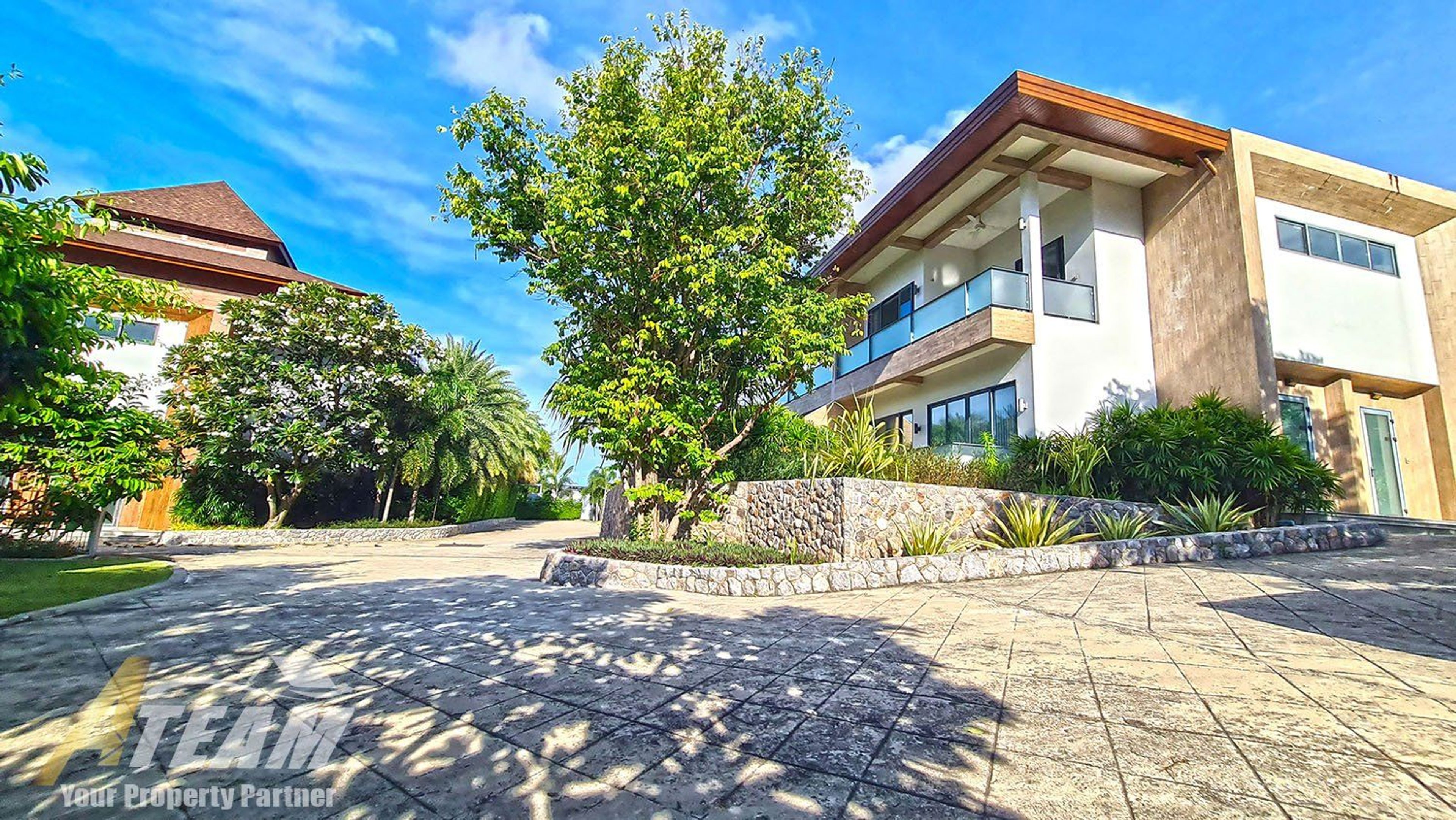 Apartment / Condo For Sale - 0 - 14 Bedrooms - 14 Bathrooms - Price ฿5