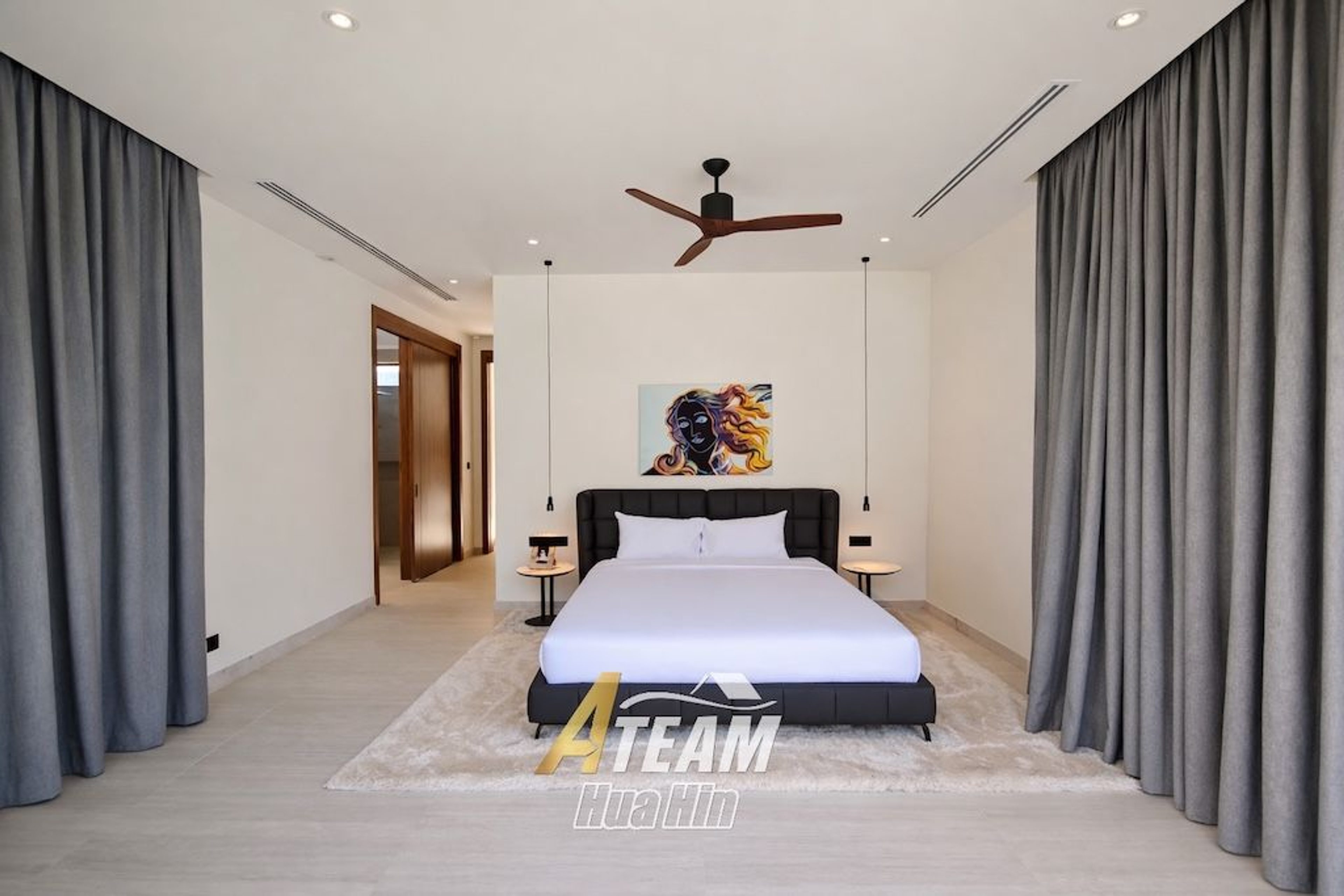 Luxury 3-Bedroom Estate with Springfield Golf Course View thumbnail 21