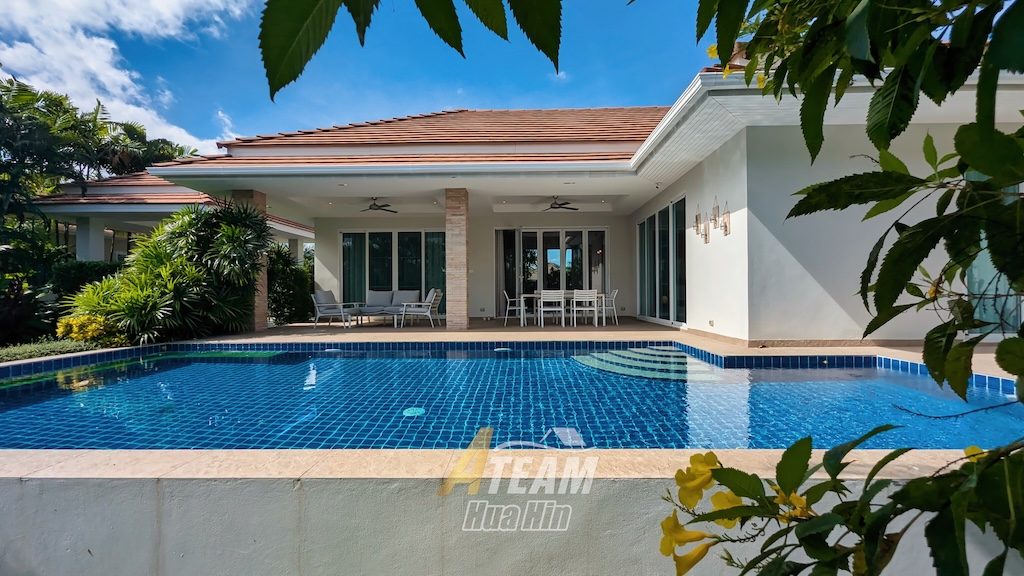 Luxury Pool Villa for rent in Woodland, Thap Tai