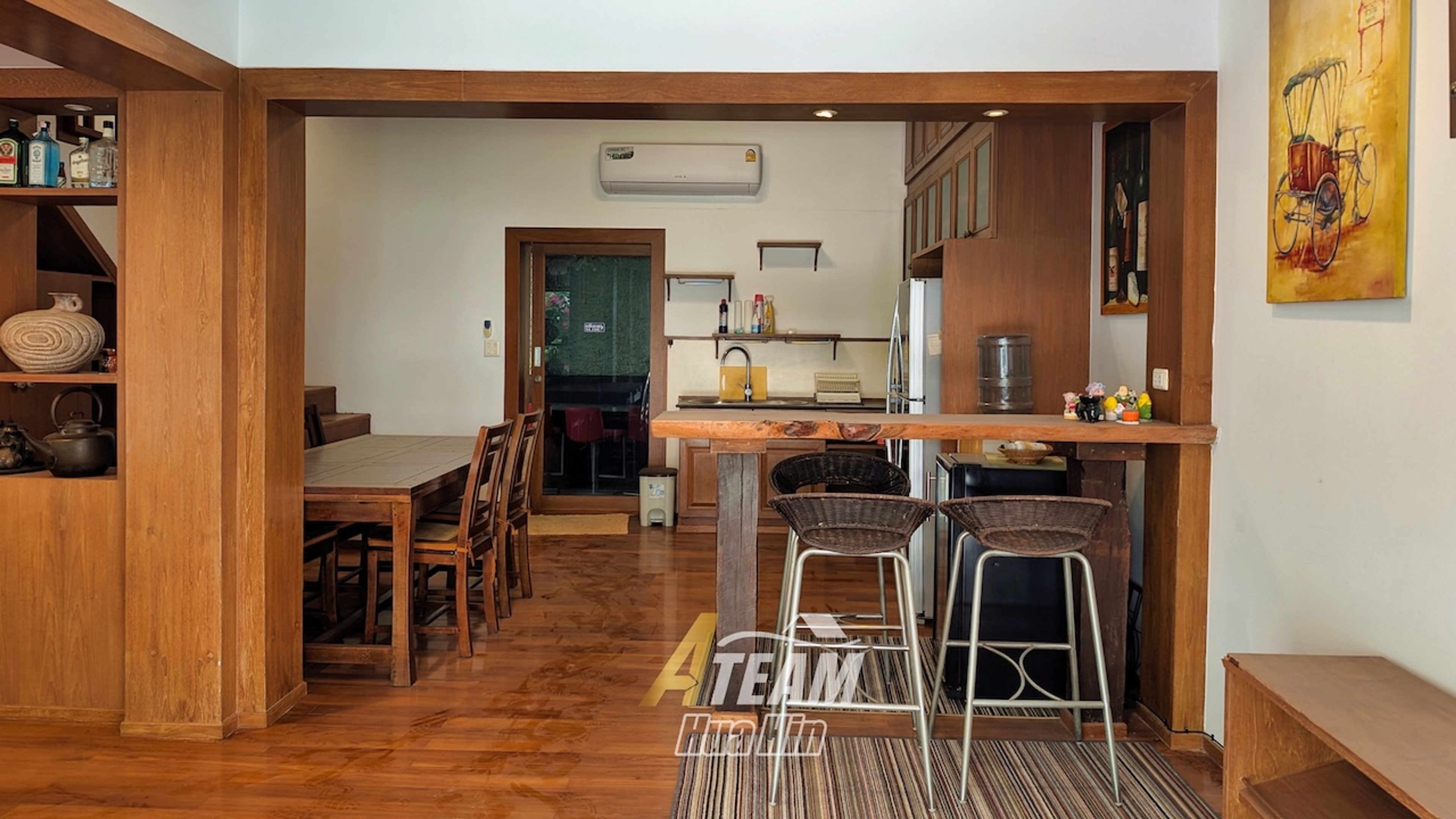 Beachfront 5-Bedroom Townhouse in Baan Suksamran – Hua Hin City Center thumbnail 5