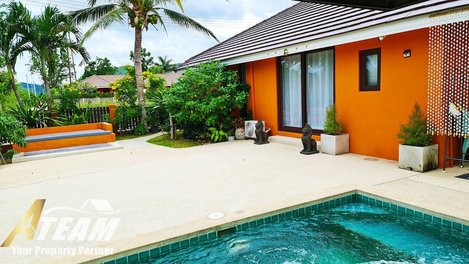 House / Villa For Rent - - 3 Bedrooms - 3 Bathrooms - Price ฿32,000 -
