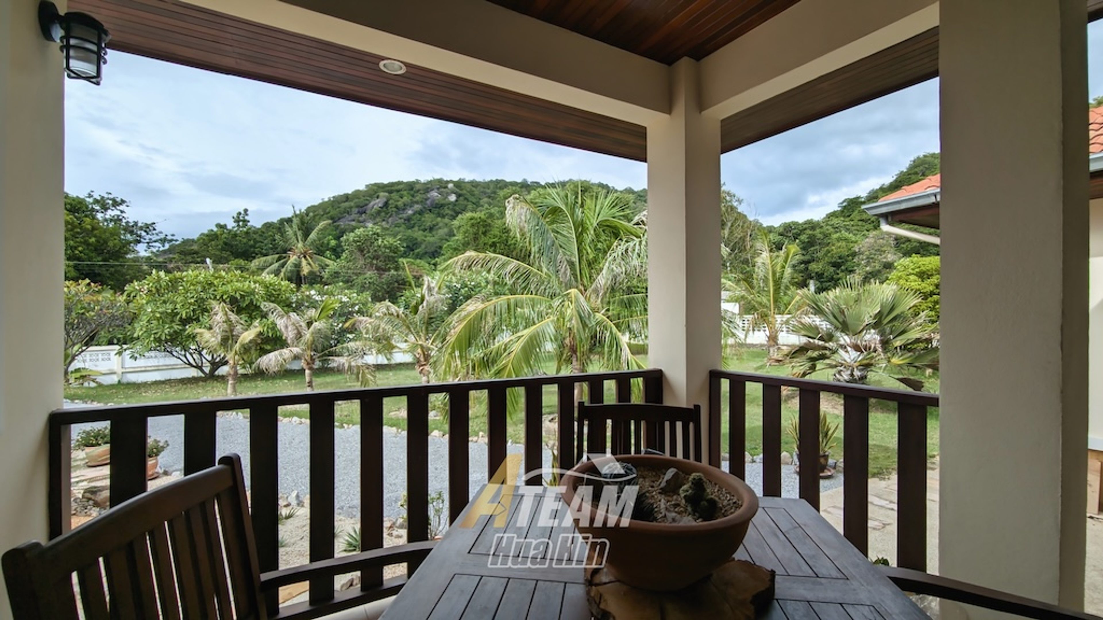3-Bedroom Home on Large 2 Rai in Khao Tao thumbnail 8