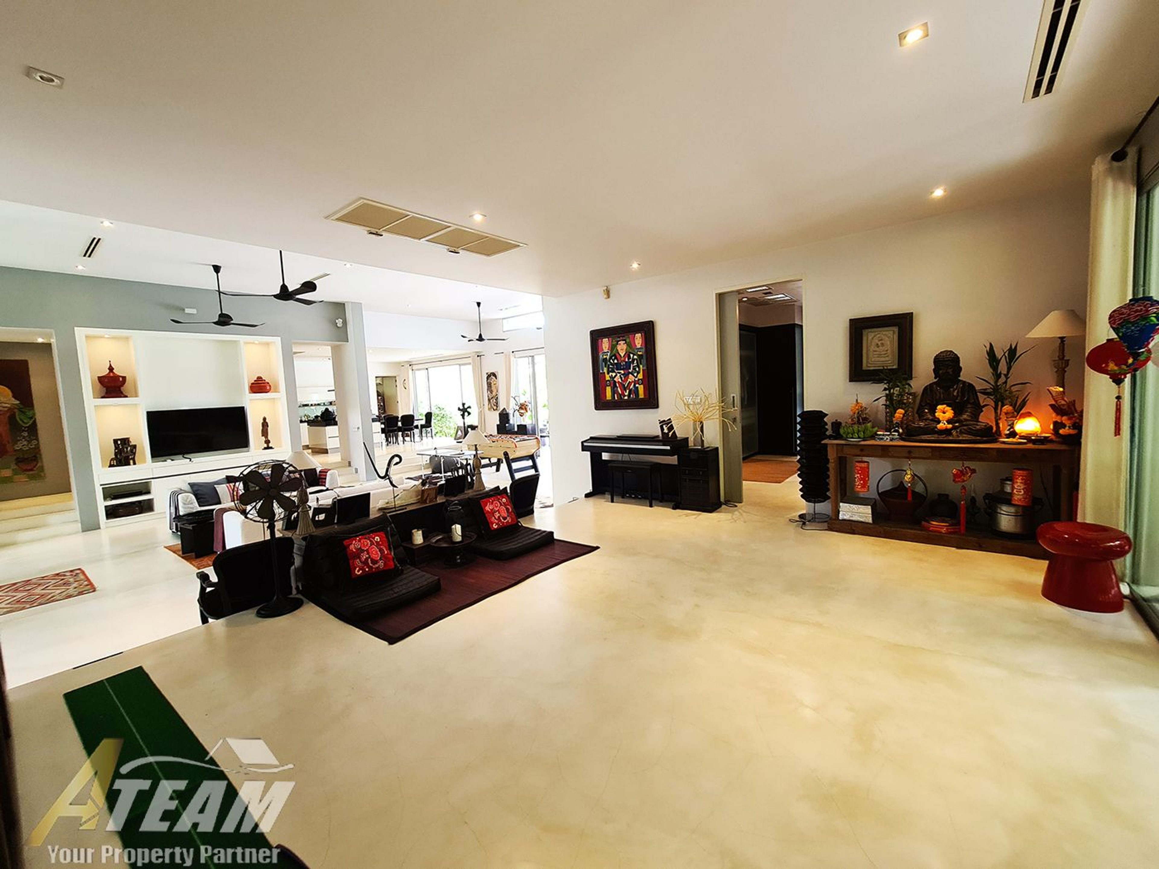8 bedrooms most exclusive Luxury property in Hua Hin thumbnail 12
