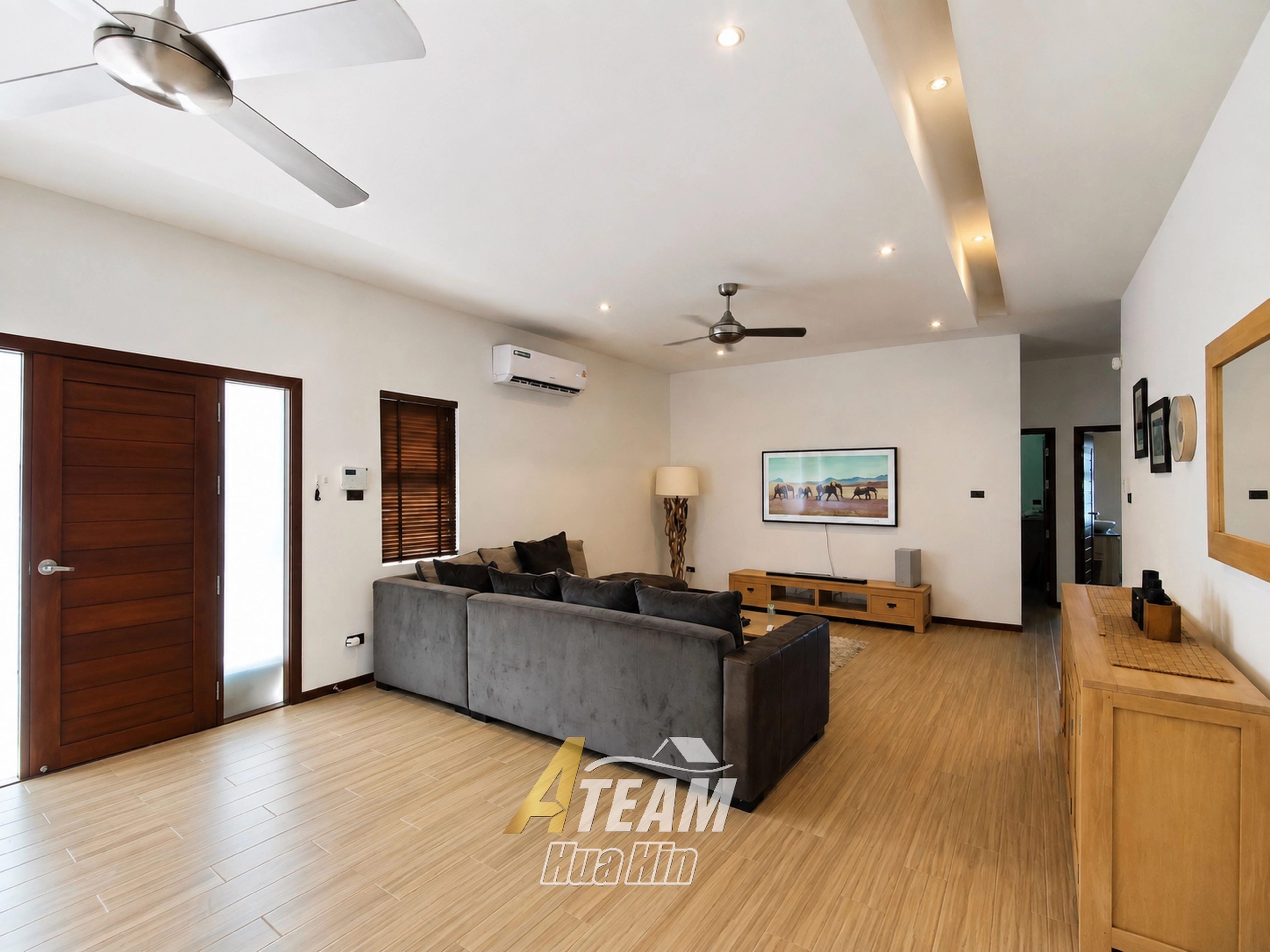 Stylish 3-Bedroom Pool Villa in Mali Prestige thumbnail 7