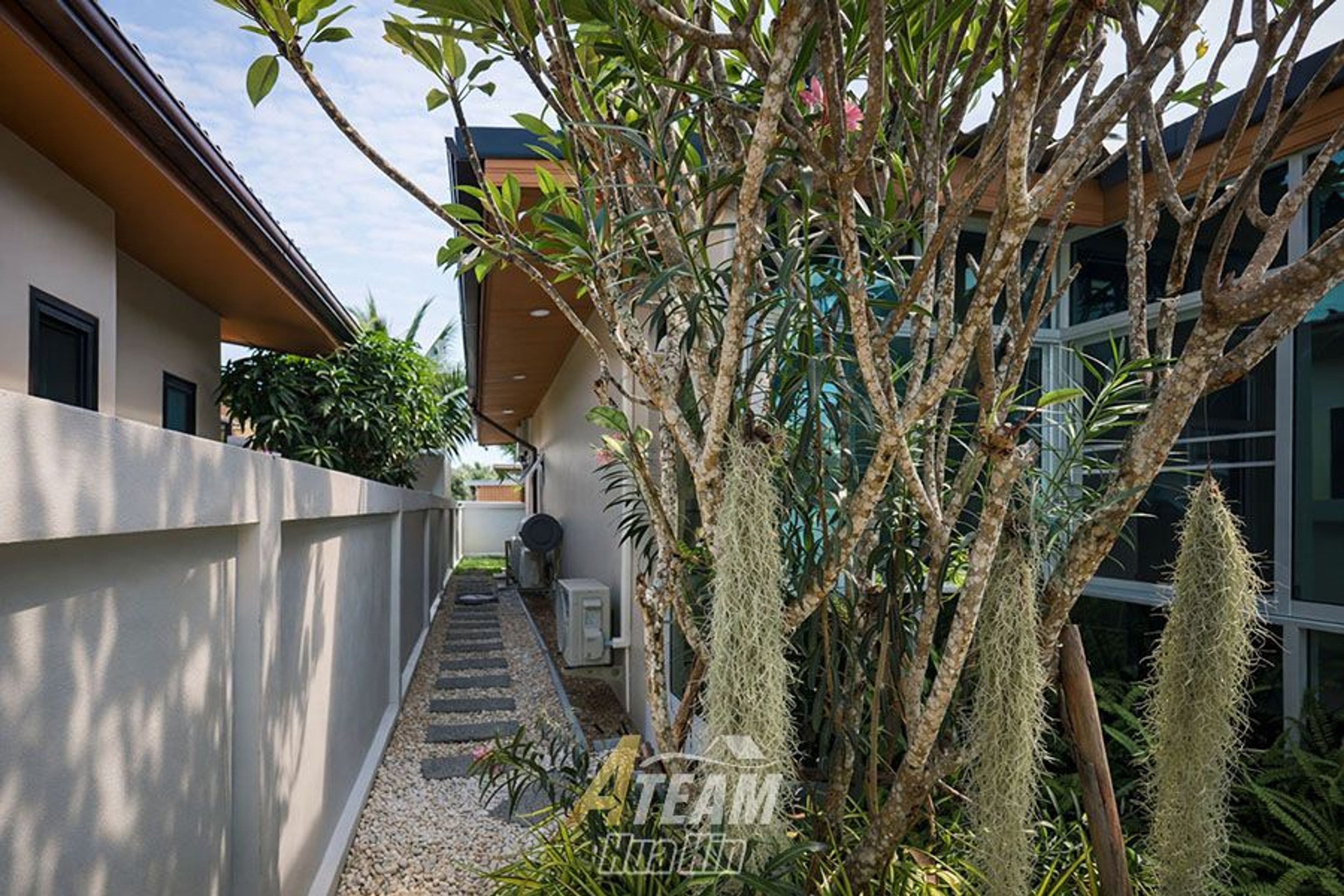 Modern 3-Bedroom Pool Villa in Hin Lek Fai thumbnail 18