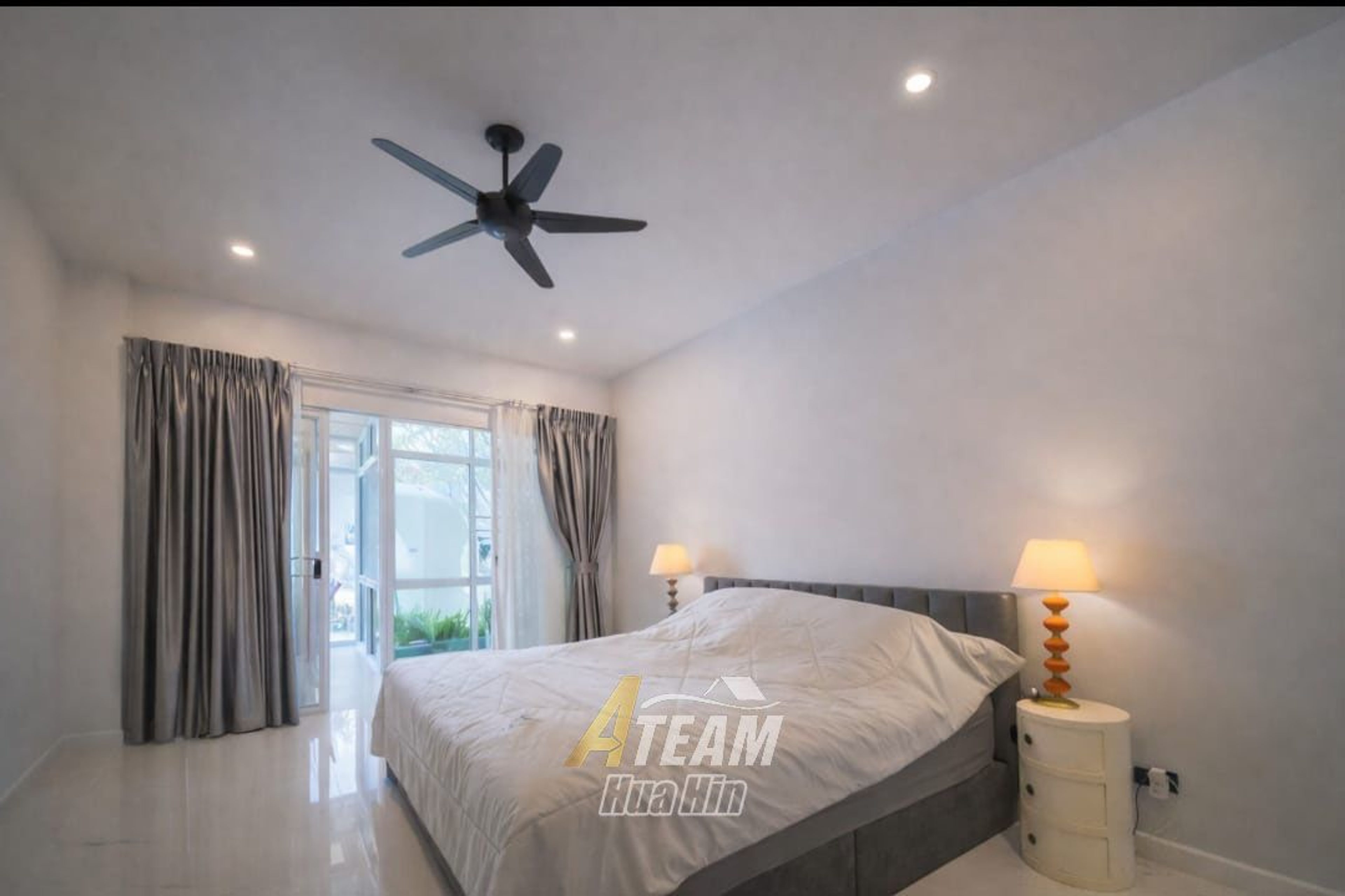Modern 3-Bedroom Pool Villa in Hin Lek Fai thumbnail 15