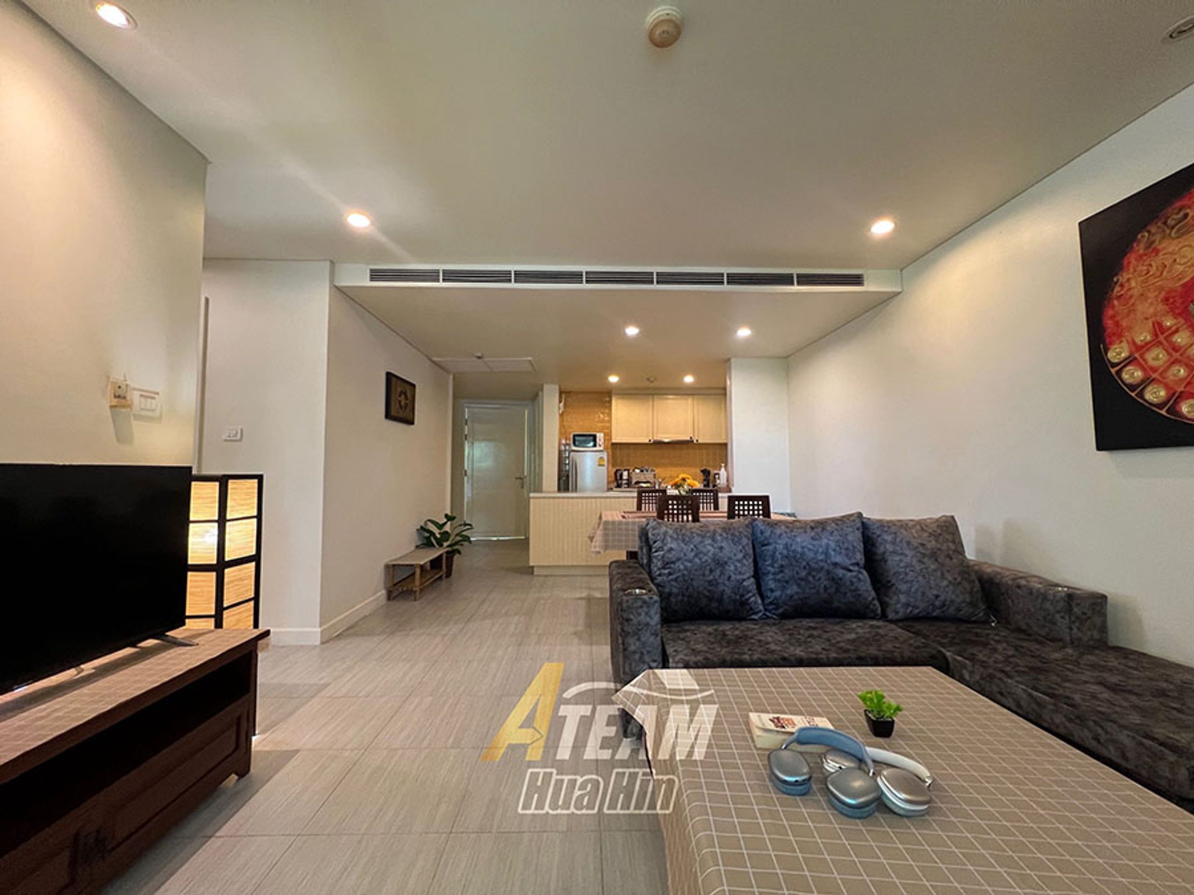 Cosy 2-Bedroom Condo for Rent at Mykonos Hua Hin – Prime Central Locat thumbnail 3