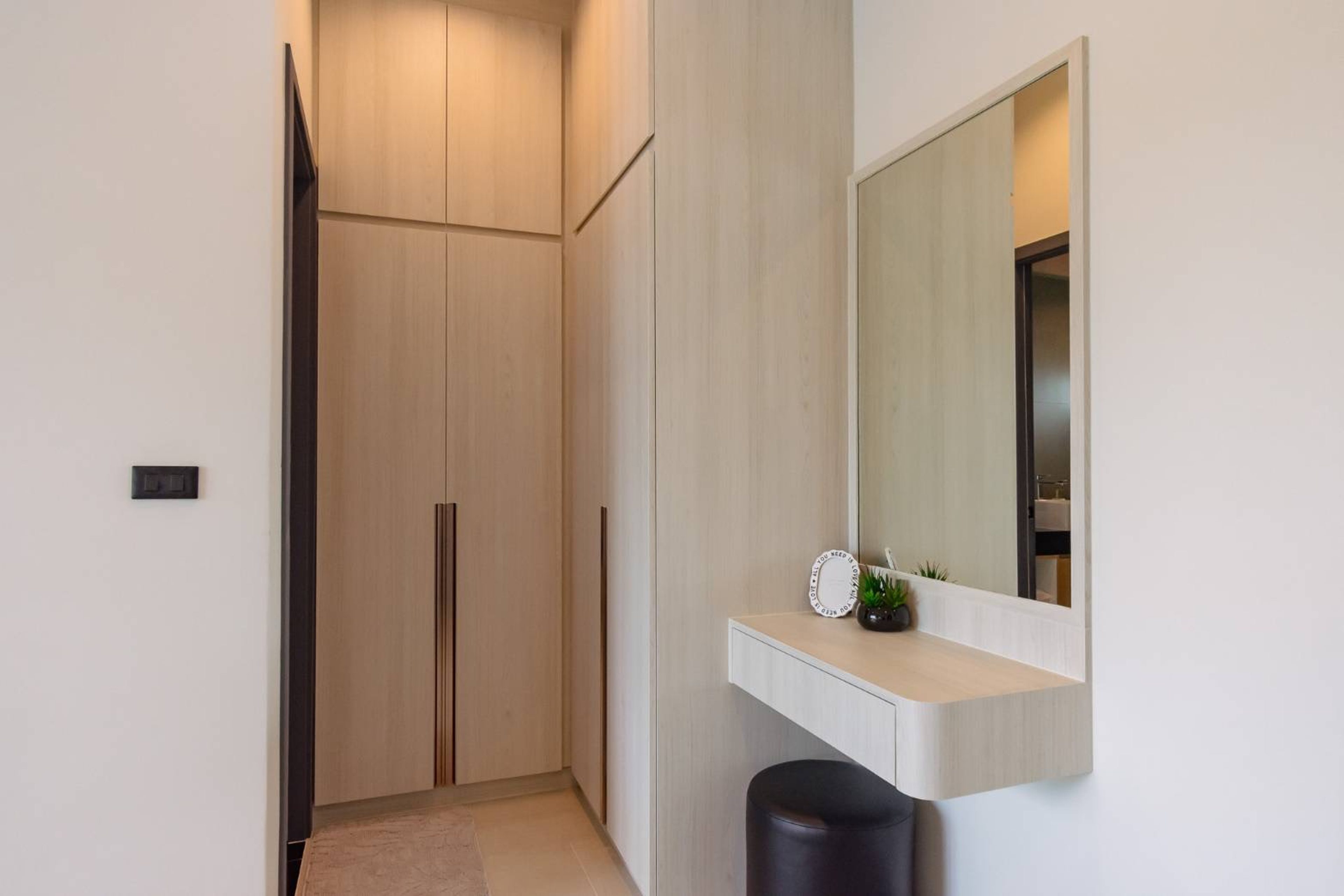 Beautifully Designed 3 Bed 3 Bath Private Pool Villa thumbnail 18