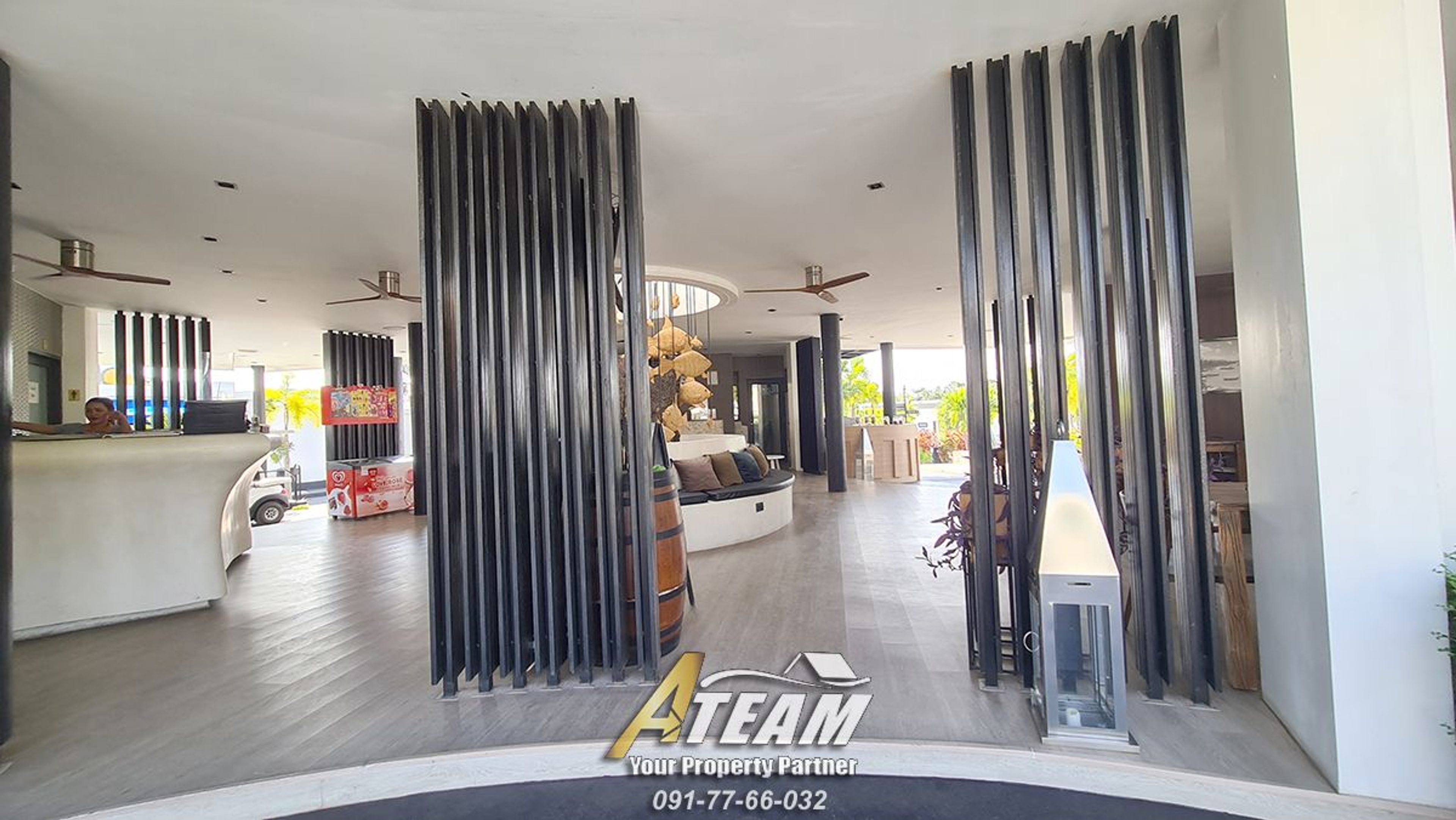 Modern 3 bedroom pool villa In La Lua resort thumbnail 36