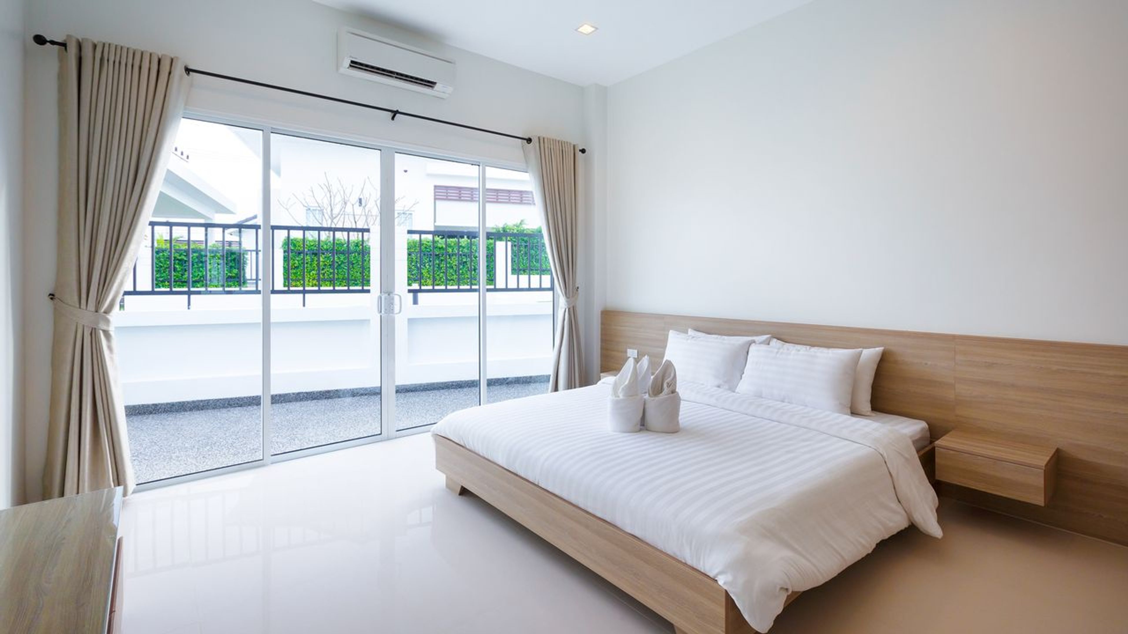 Beautiful 4 Bed 5 Bathroom Pool Villa at Sivana Gardens thumbnail 8