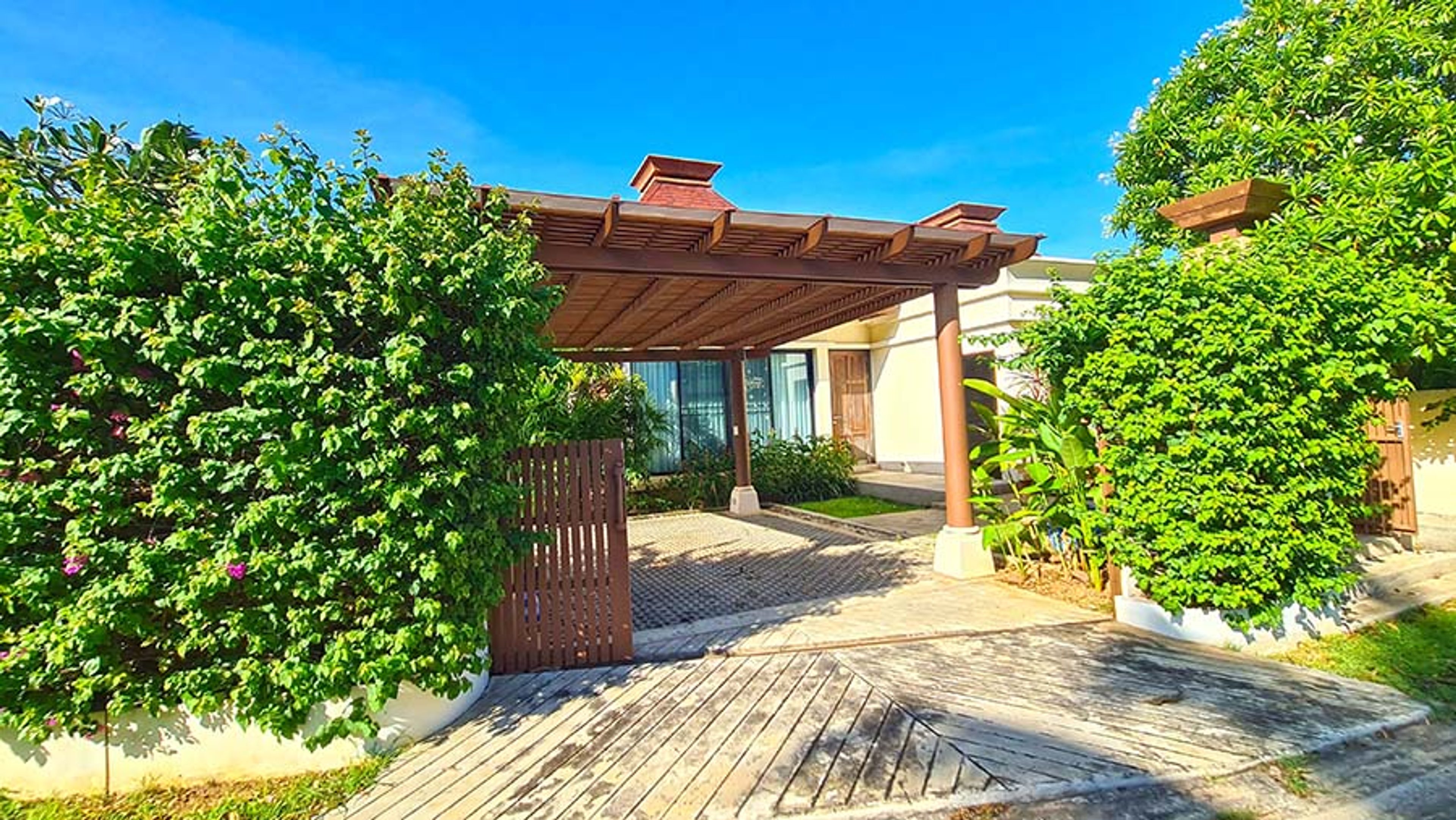 Pool Villa Bali Style at Panorama Khao Tao for rent thumbnail 2