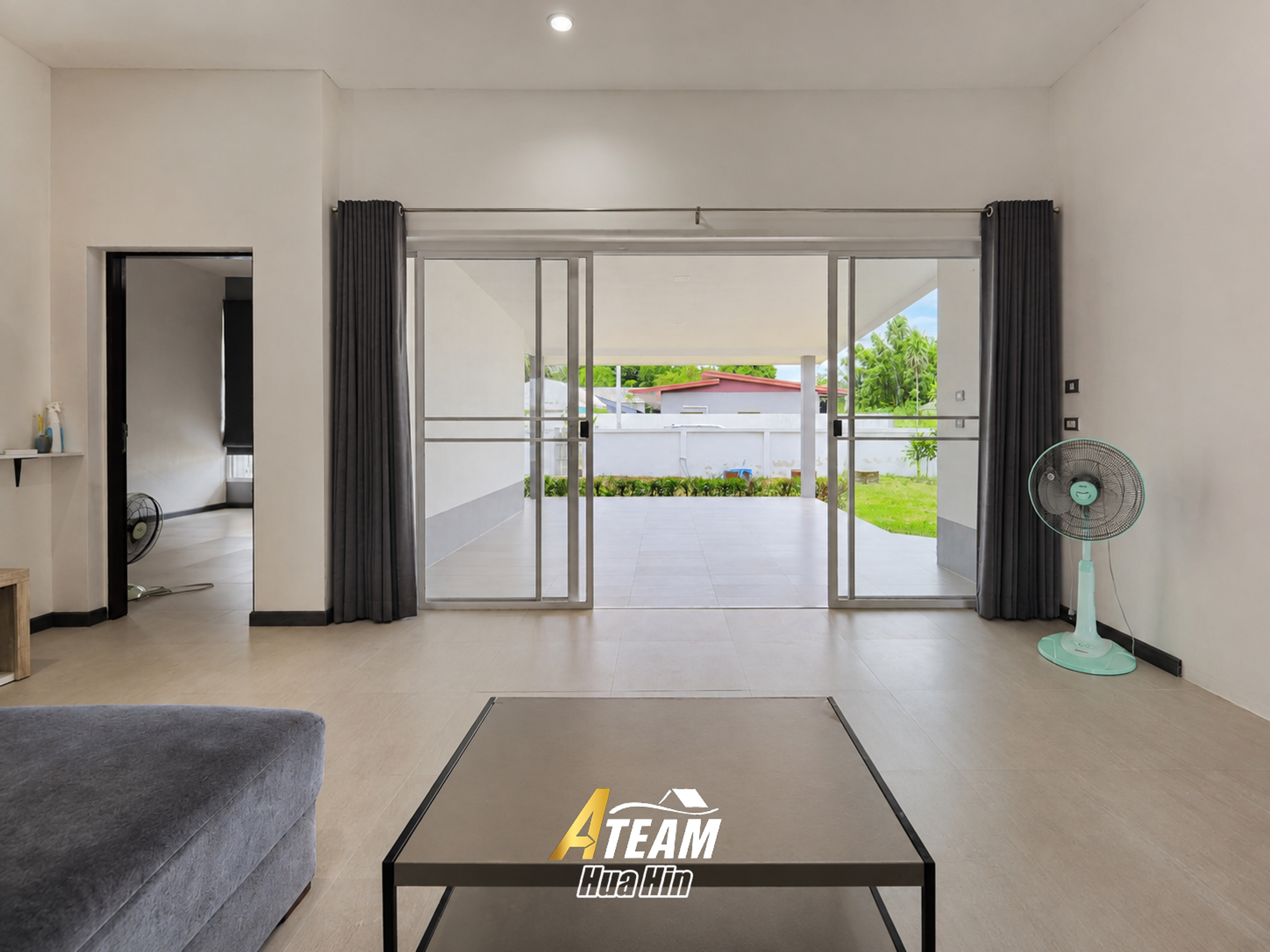 For sale House 3-Bedroom in Black Mountain. thumbnail 7