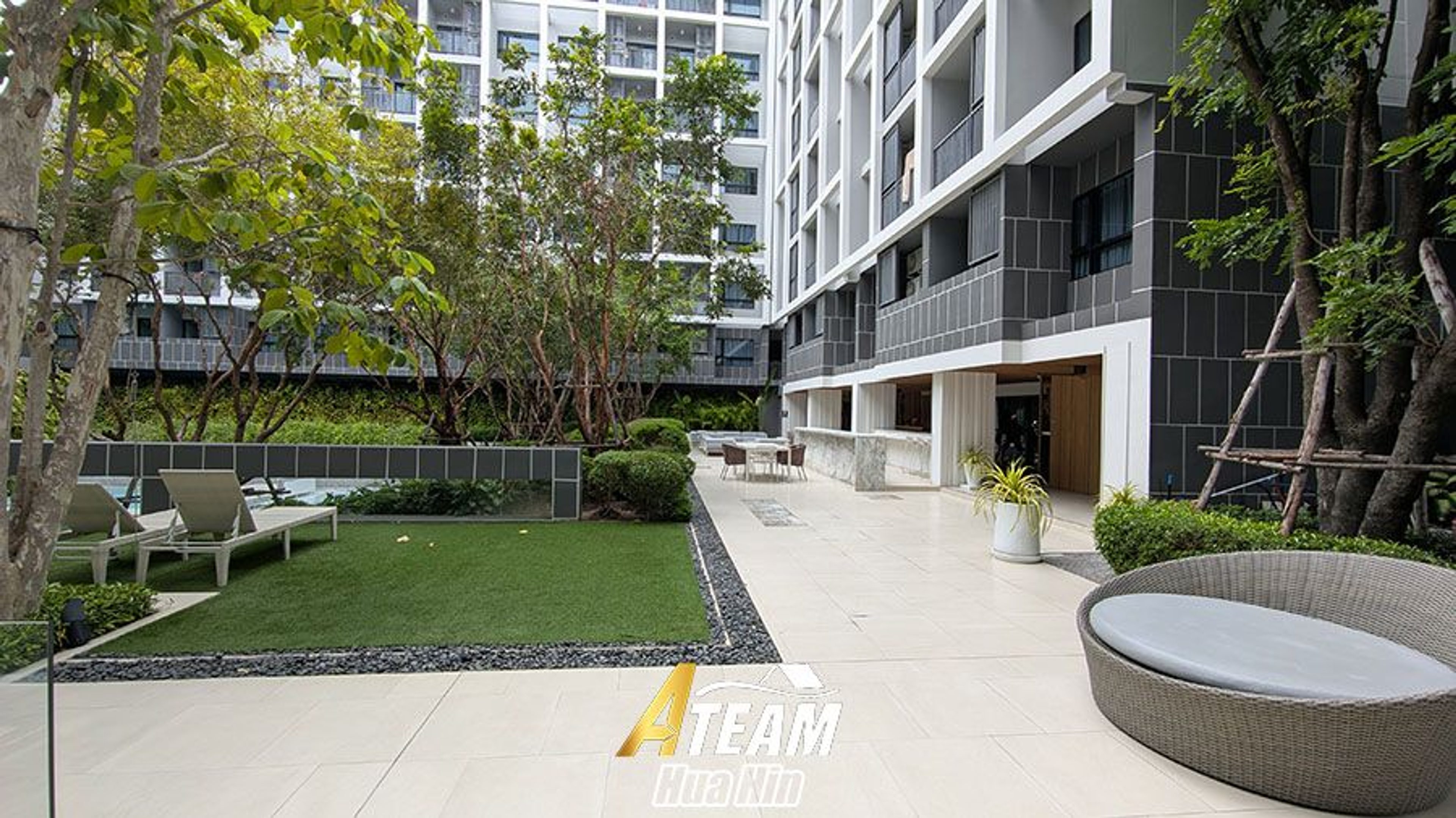 Modern 1-Bedroom  Pool View 2.5 M Dusit D2 Hua Hin  thumbnail 5