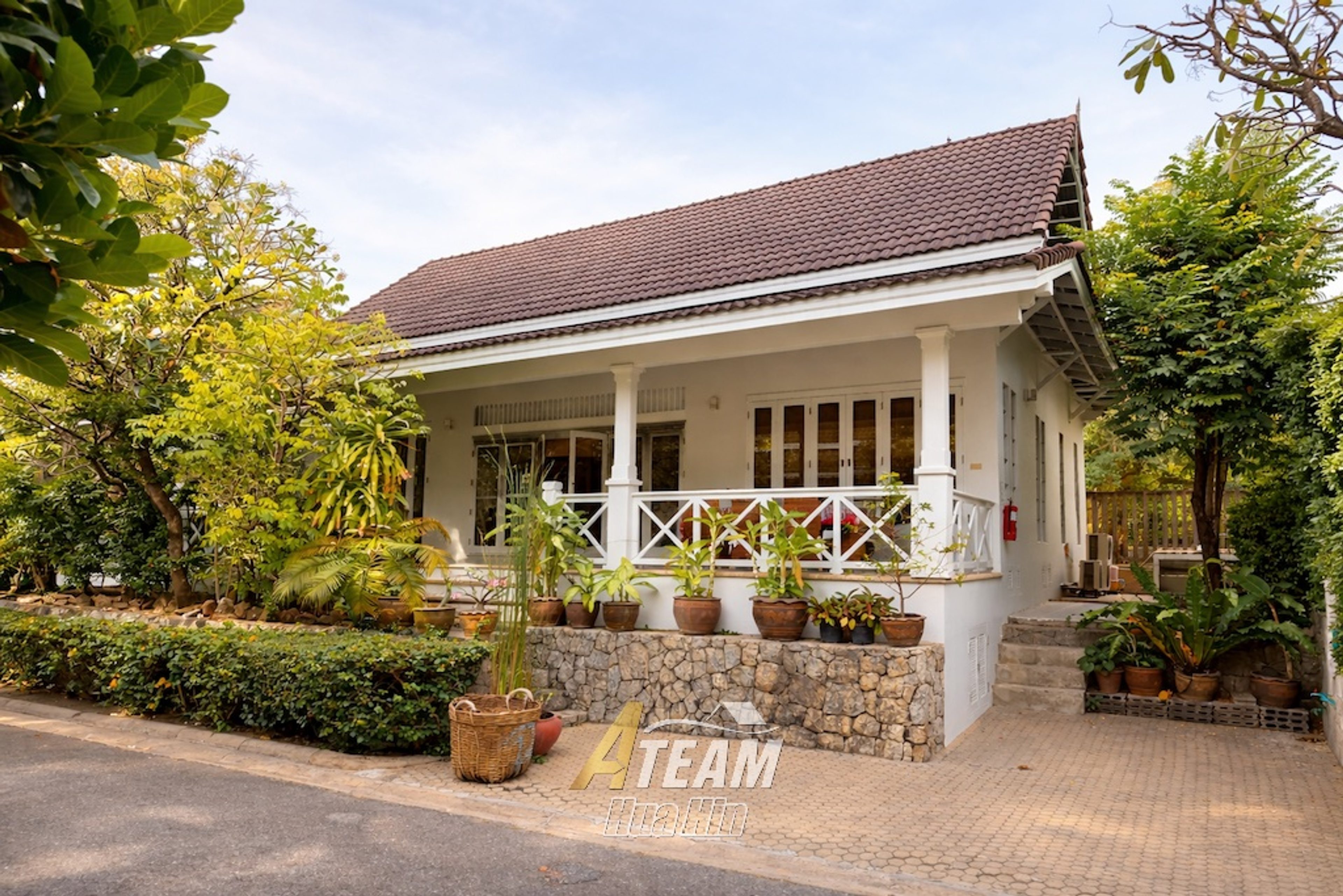 Beachfront Luxury Pool Villa for Sale in Baan Chaliang Lom thumbnail 26