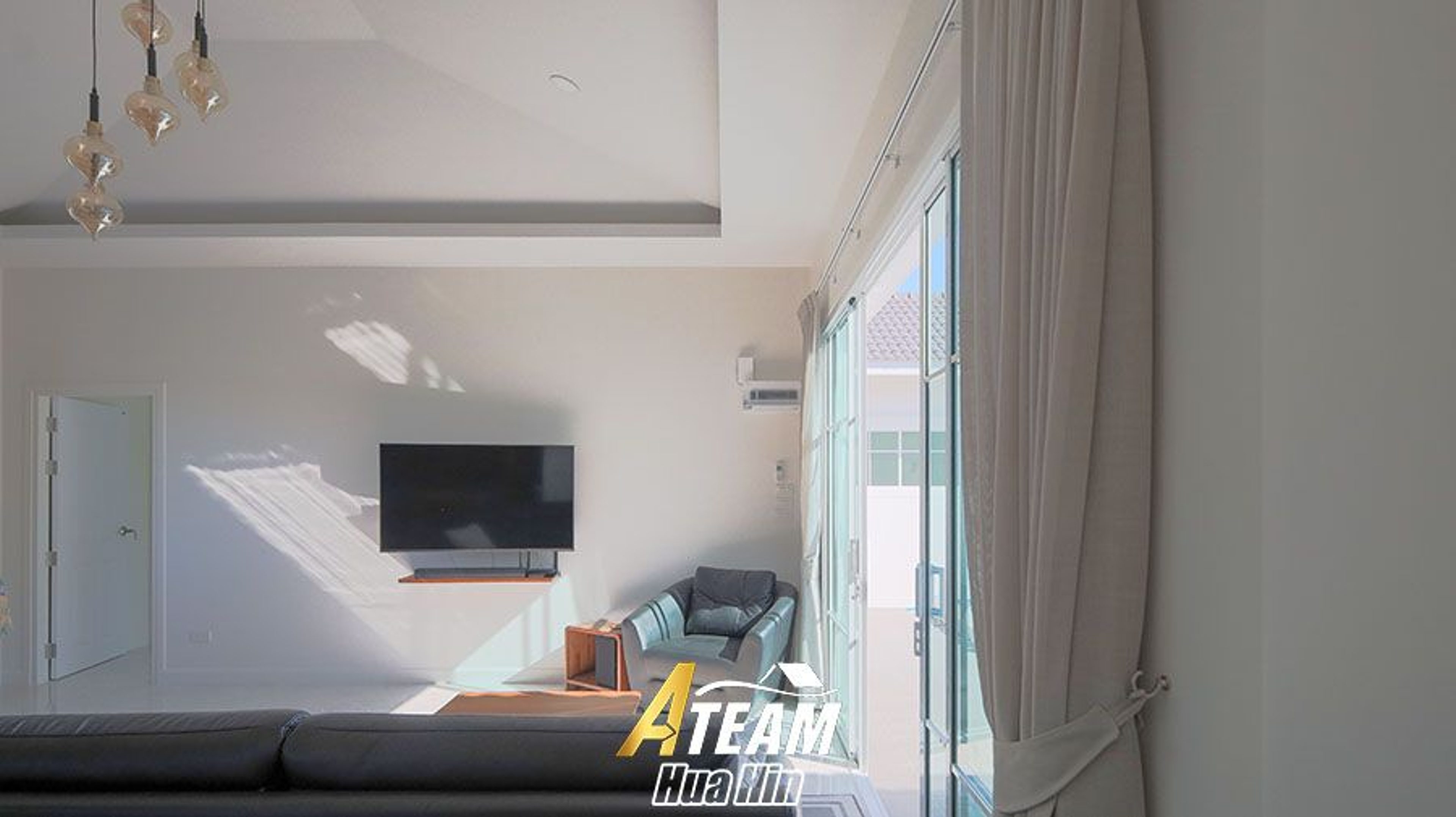 Brand New 3-Bedroom Private Pool Villa for Short-Term Rent in Hin Lek  thumbnail 8
