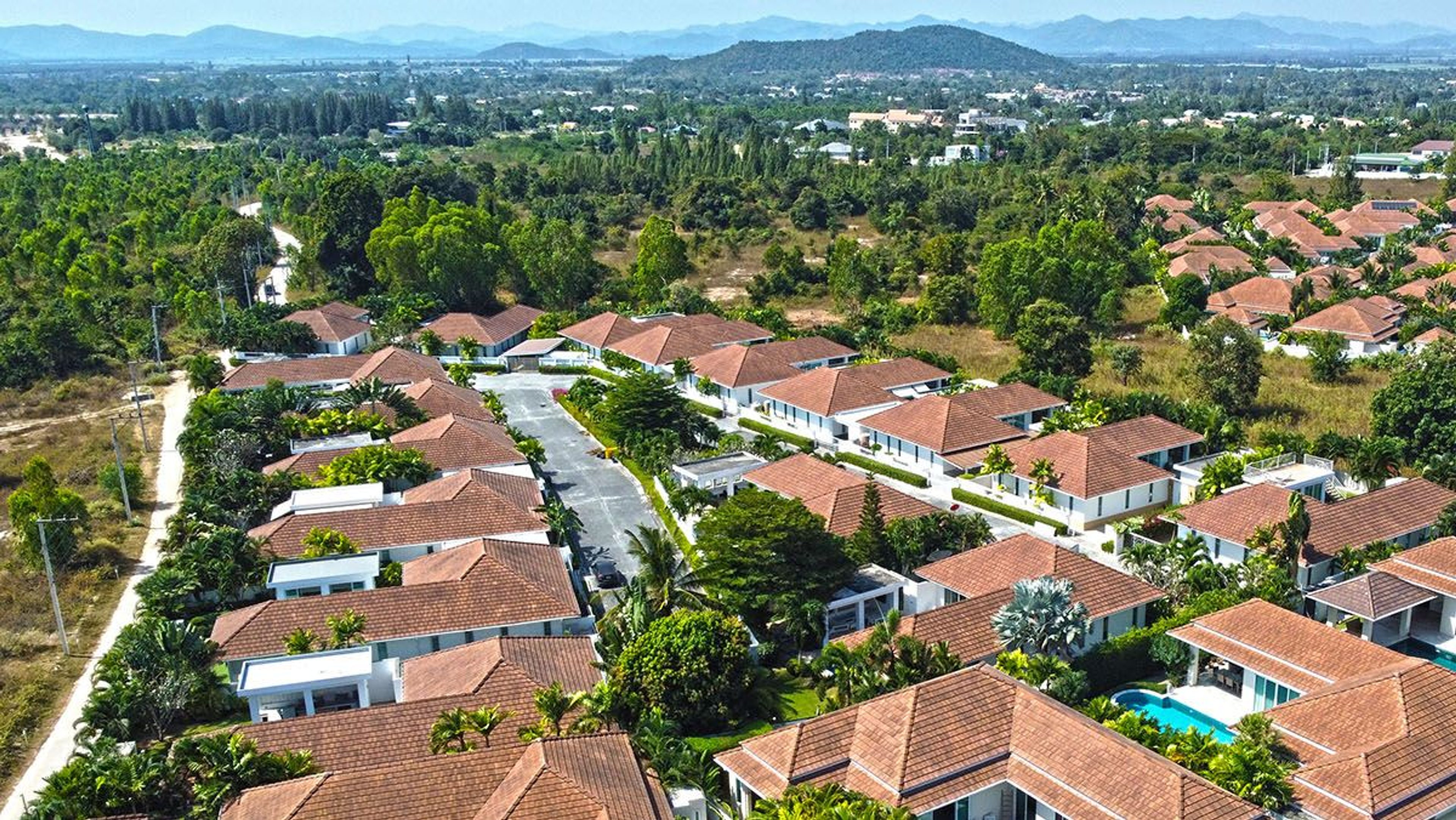 175 sqm Pool Villa in Red Mountain Waterside thumbnail 12