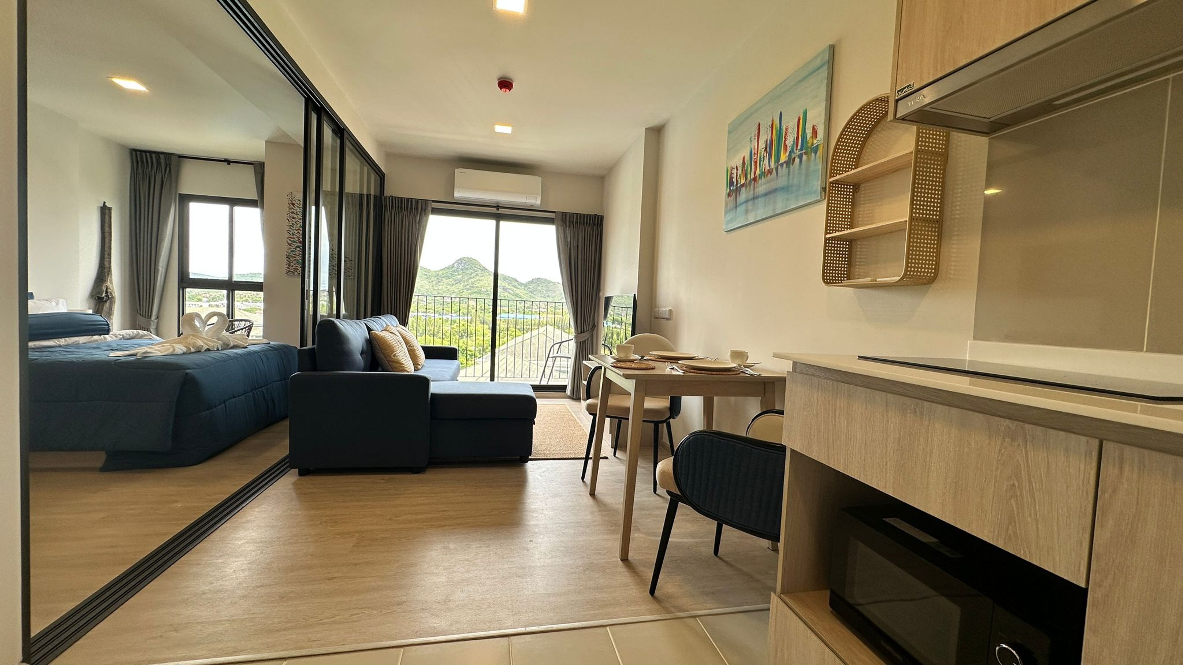 1 bedroom condo on top floor at Cabanas Hua Hin for rent thumbnail 12