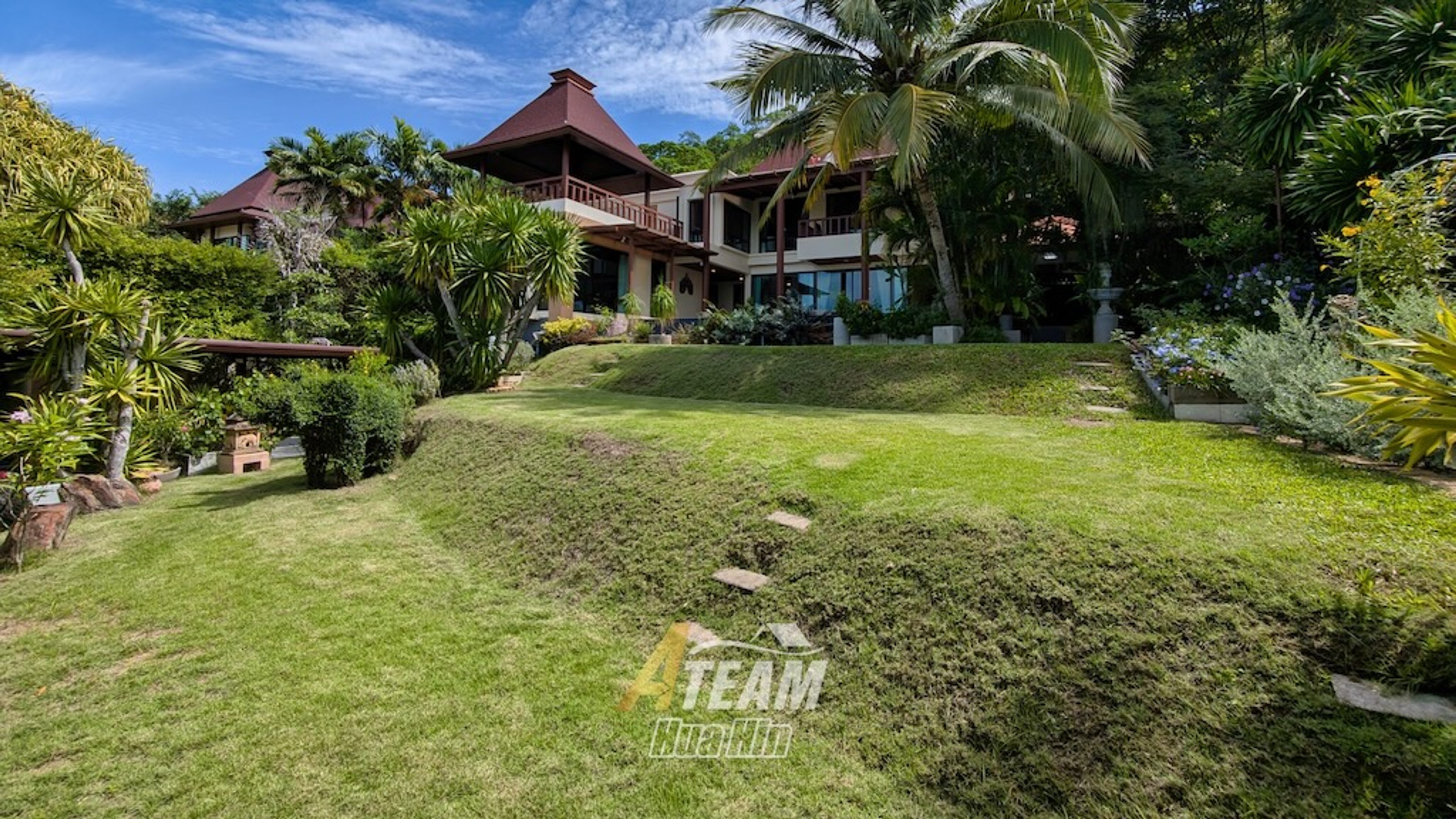 Panoramic Luxury Pool Villa at Panorama Khao Tao thumbnail 6
