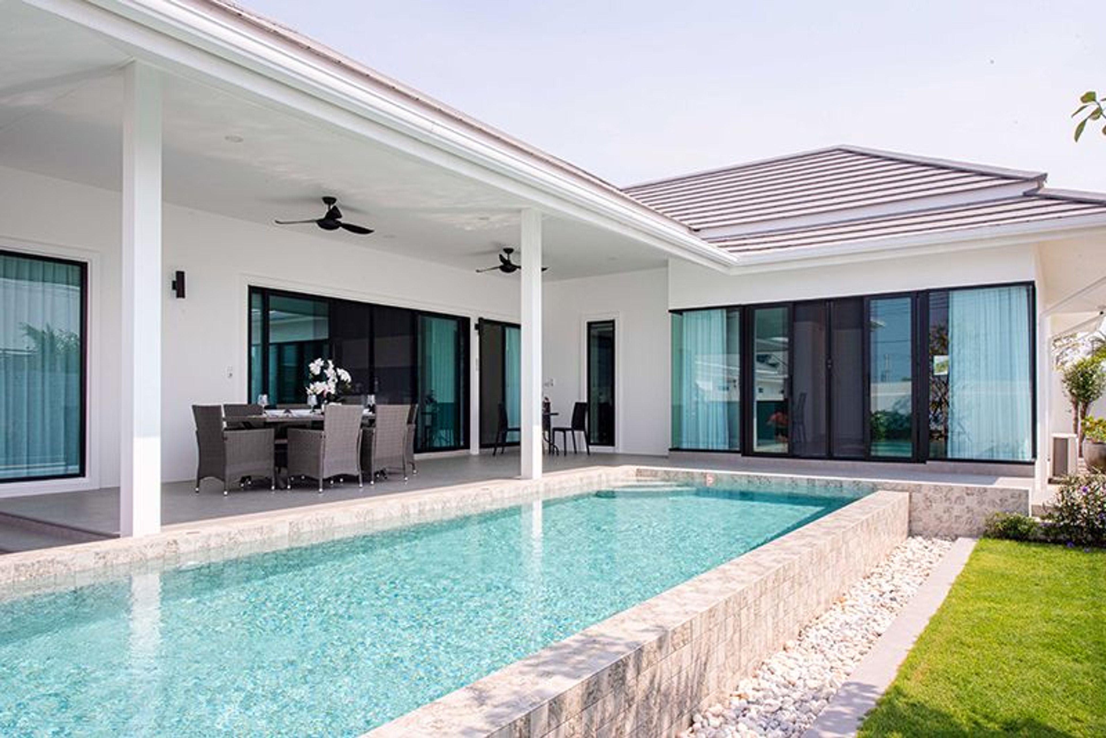 3 Bedroom 3bathroom poolvilla for rent