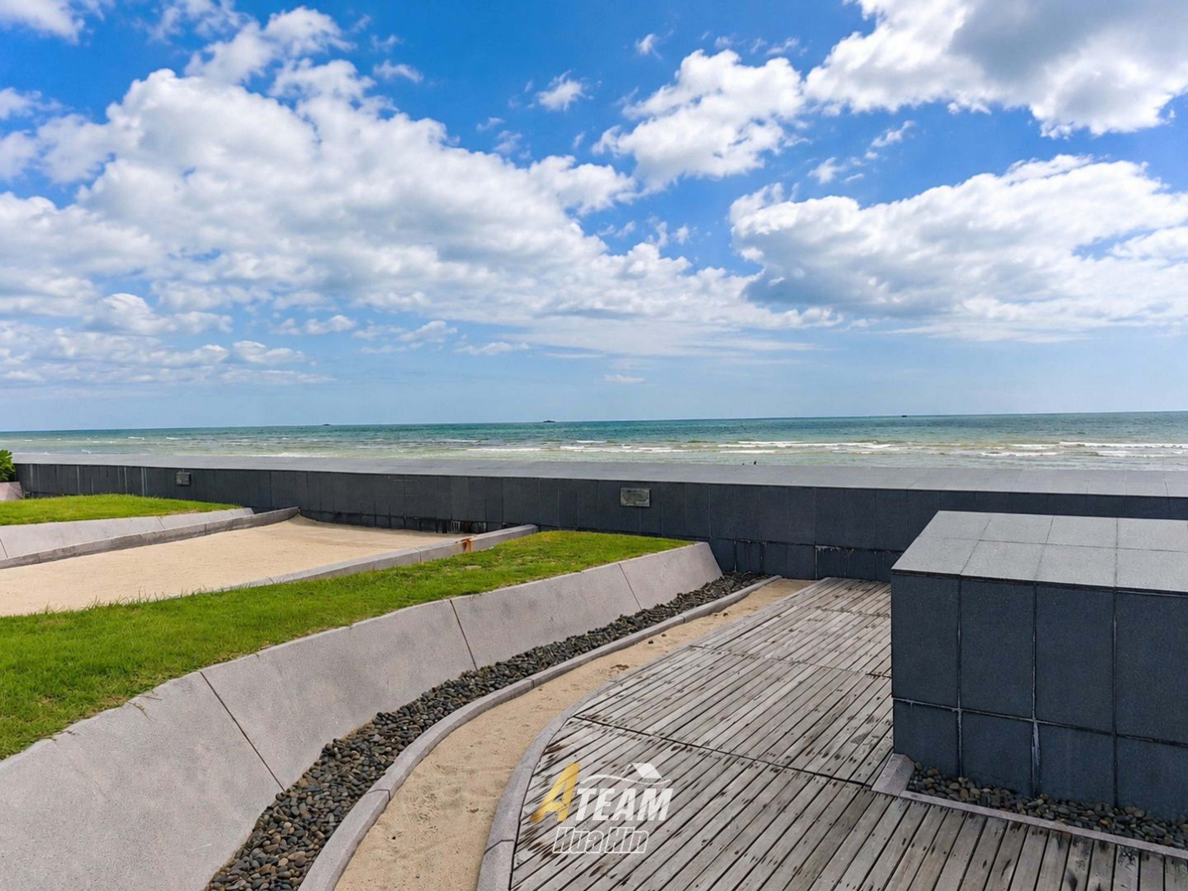 Beachfront 2-Bedroom Condo | Hua Hin – Cha-Am Border thumbnail 6