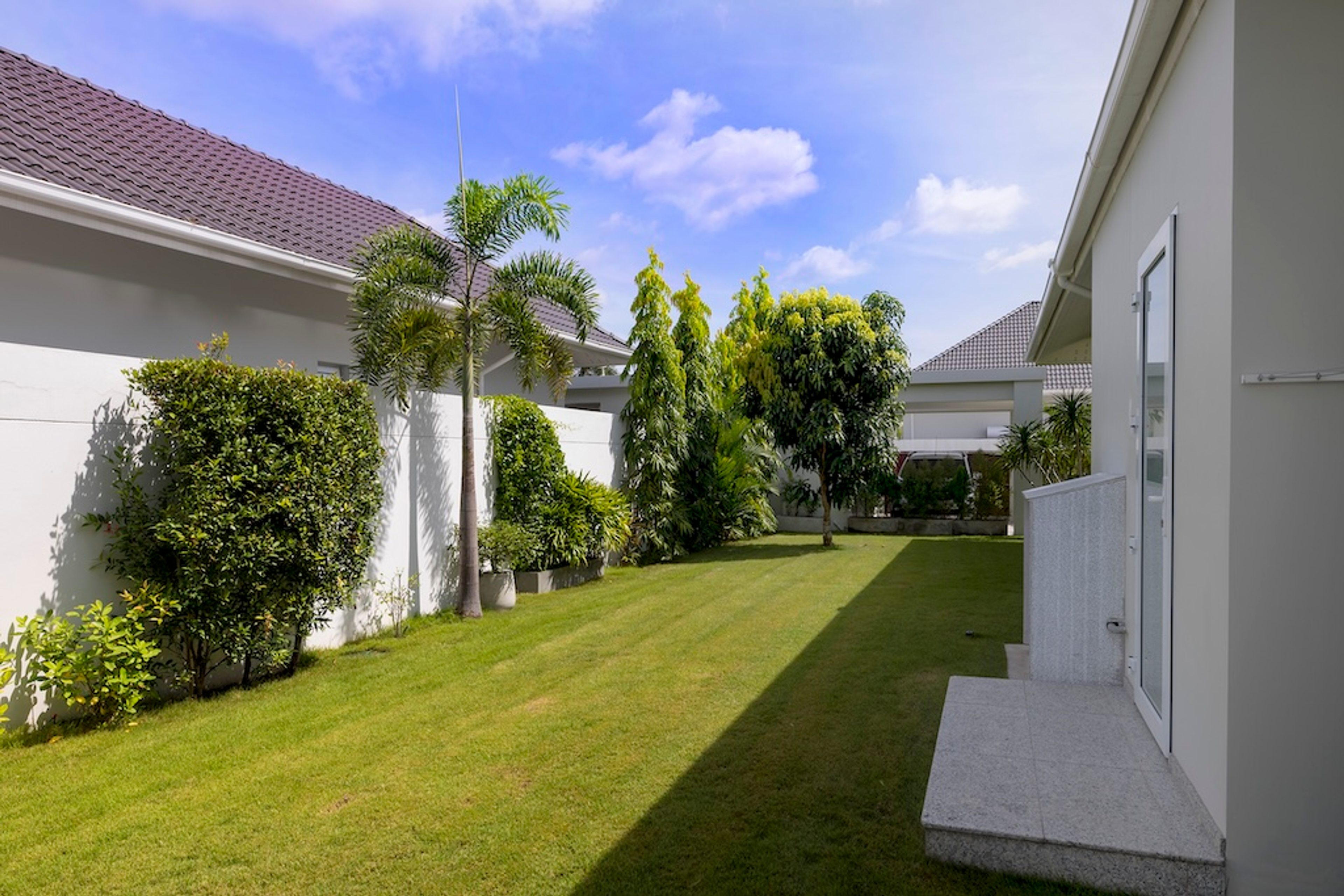 Modern Smart Home Pool Villa at Baan Phu Thara (Phase 2), Hua Hin thumbnail 4