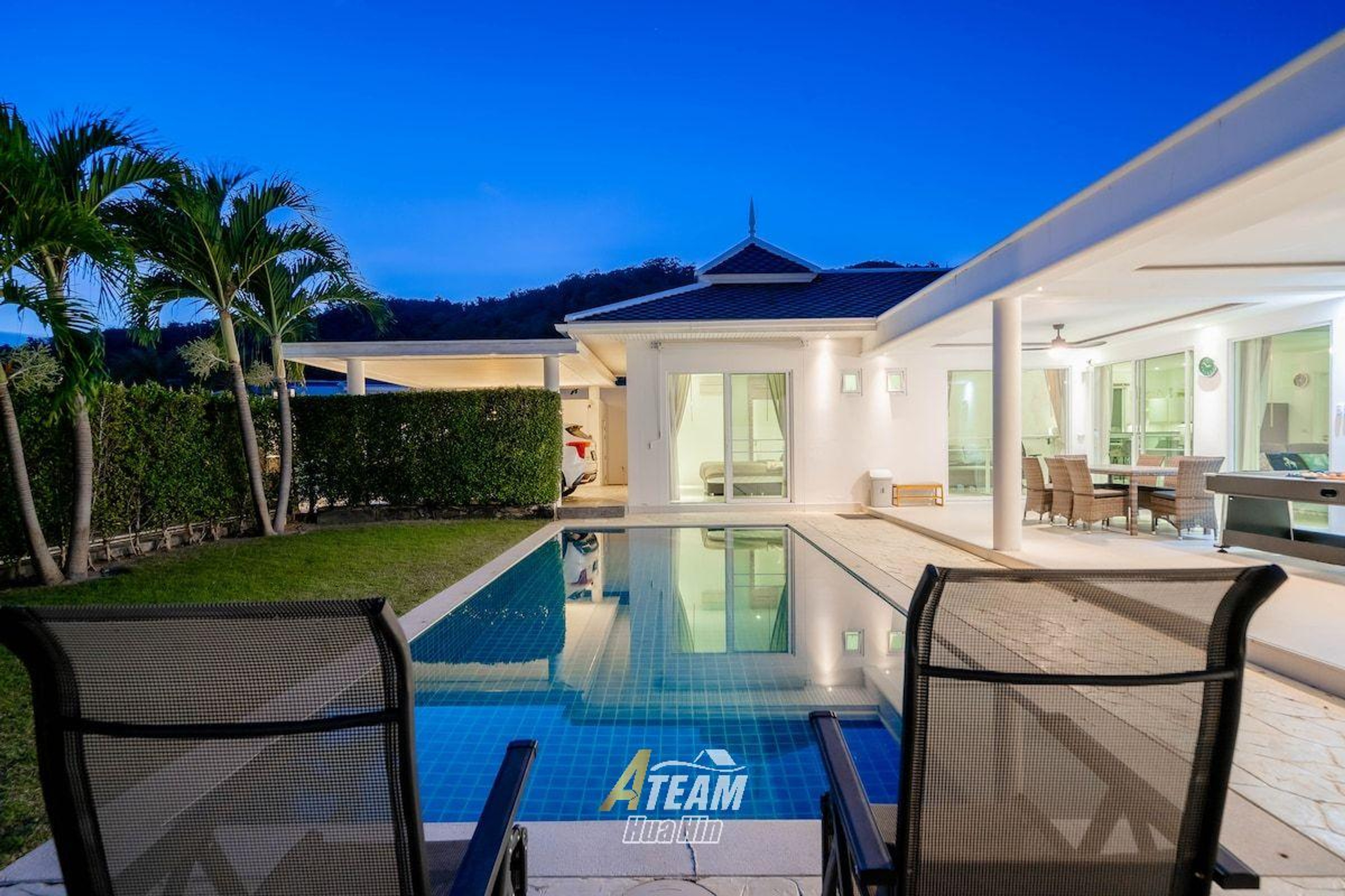 Luxury 3-Bedroom Pool Villa for Sale at Falcon Hill, Soi 102