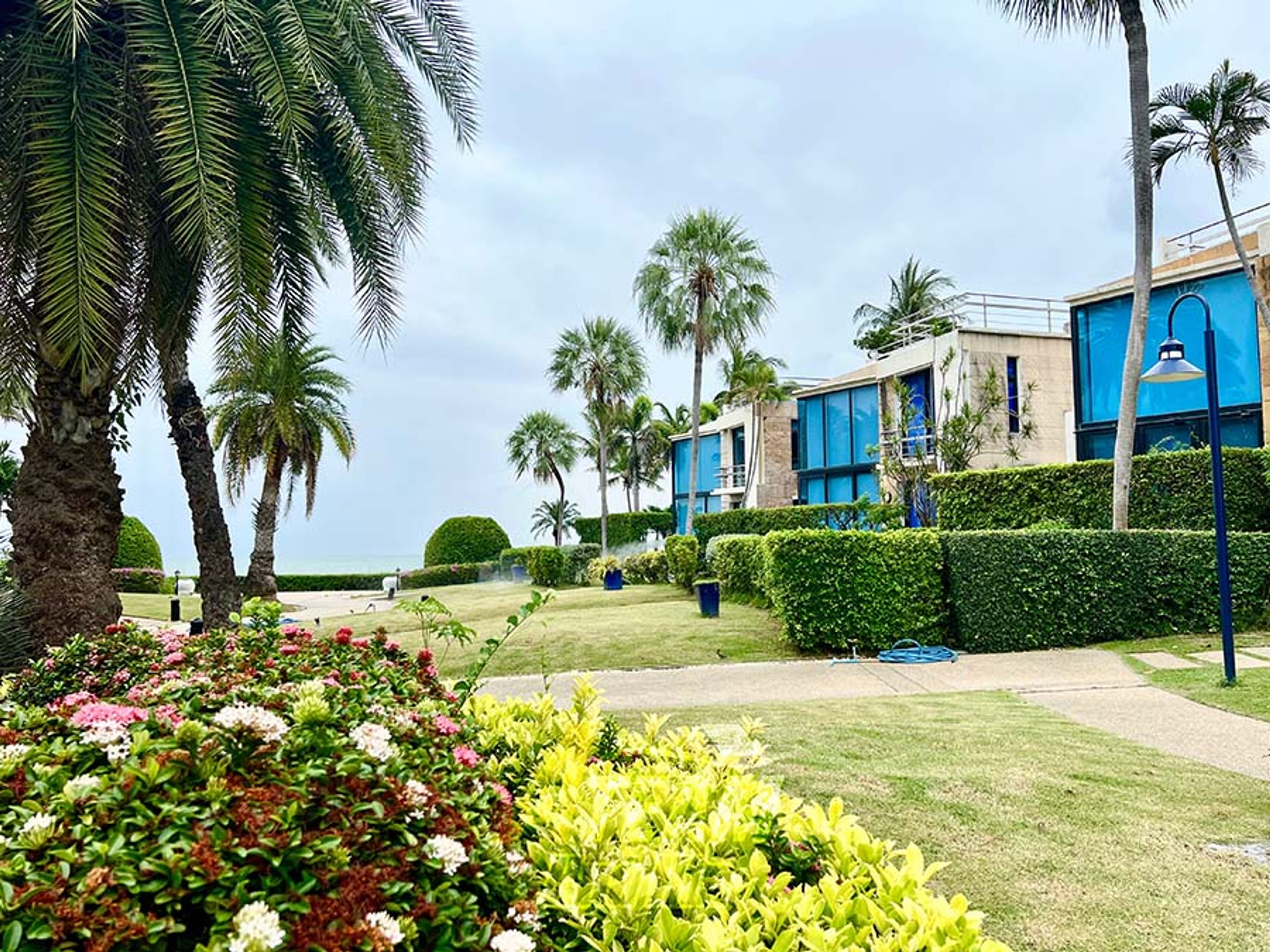 2 Bedroom Beachfront Condo for rent at Baan Chai Talay  thumbnail 3