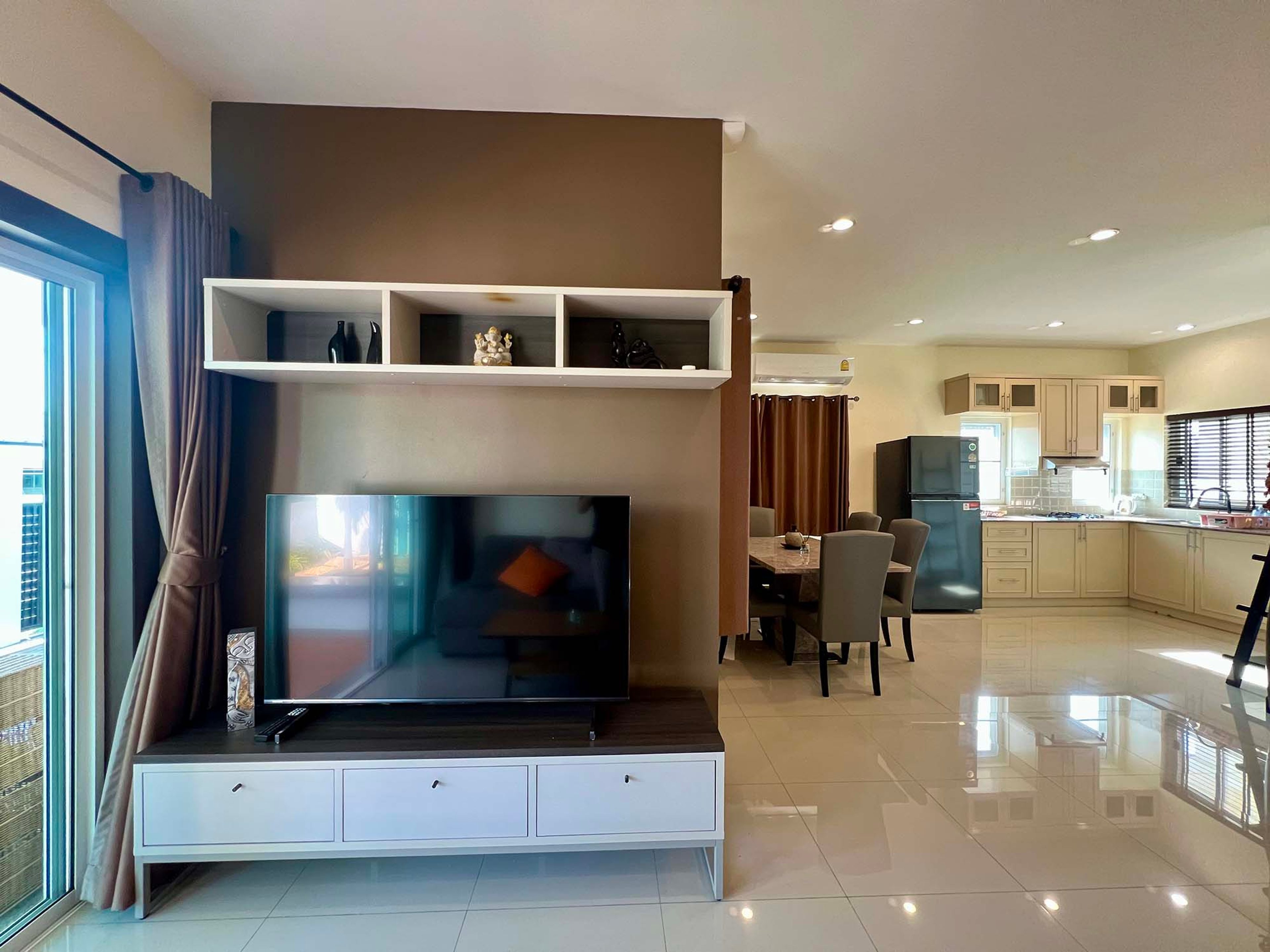 3 Bedroom 2 bathroom House for rent at Emerald Scenery Hua Hin thumbnail 6