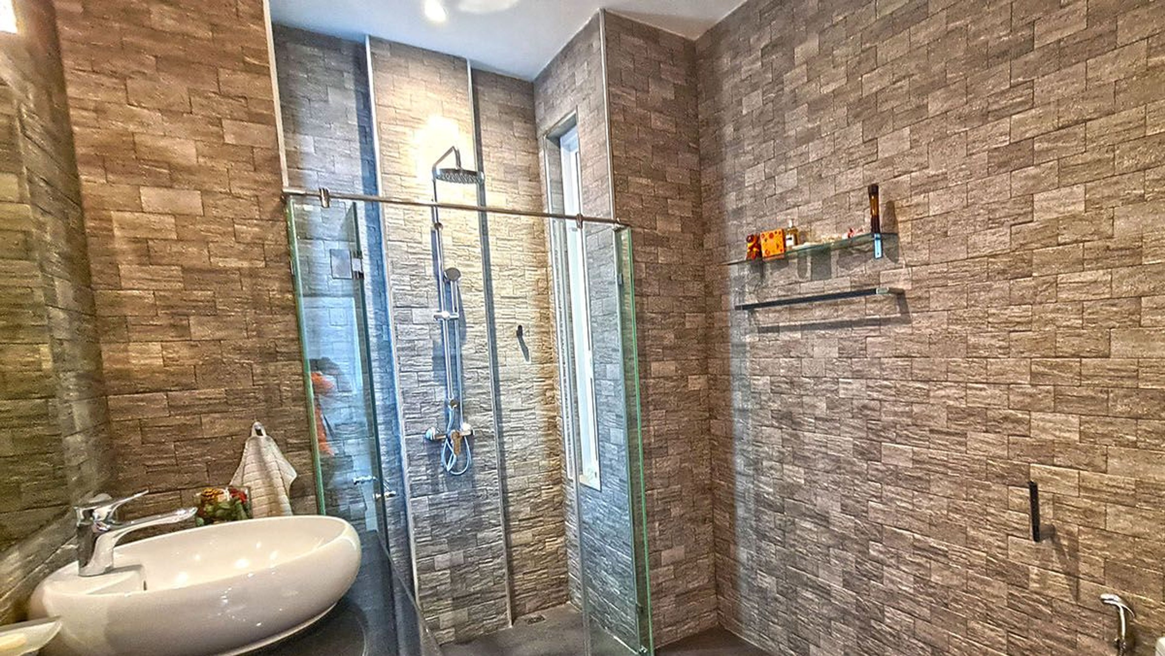 175 sqm Pool Villa in Red Mountain Waterside thumbnail 31