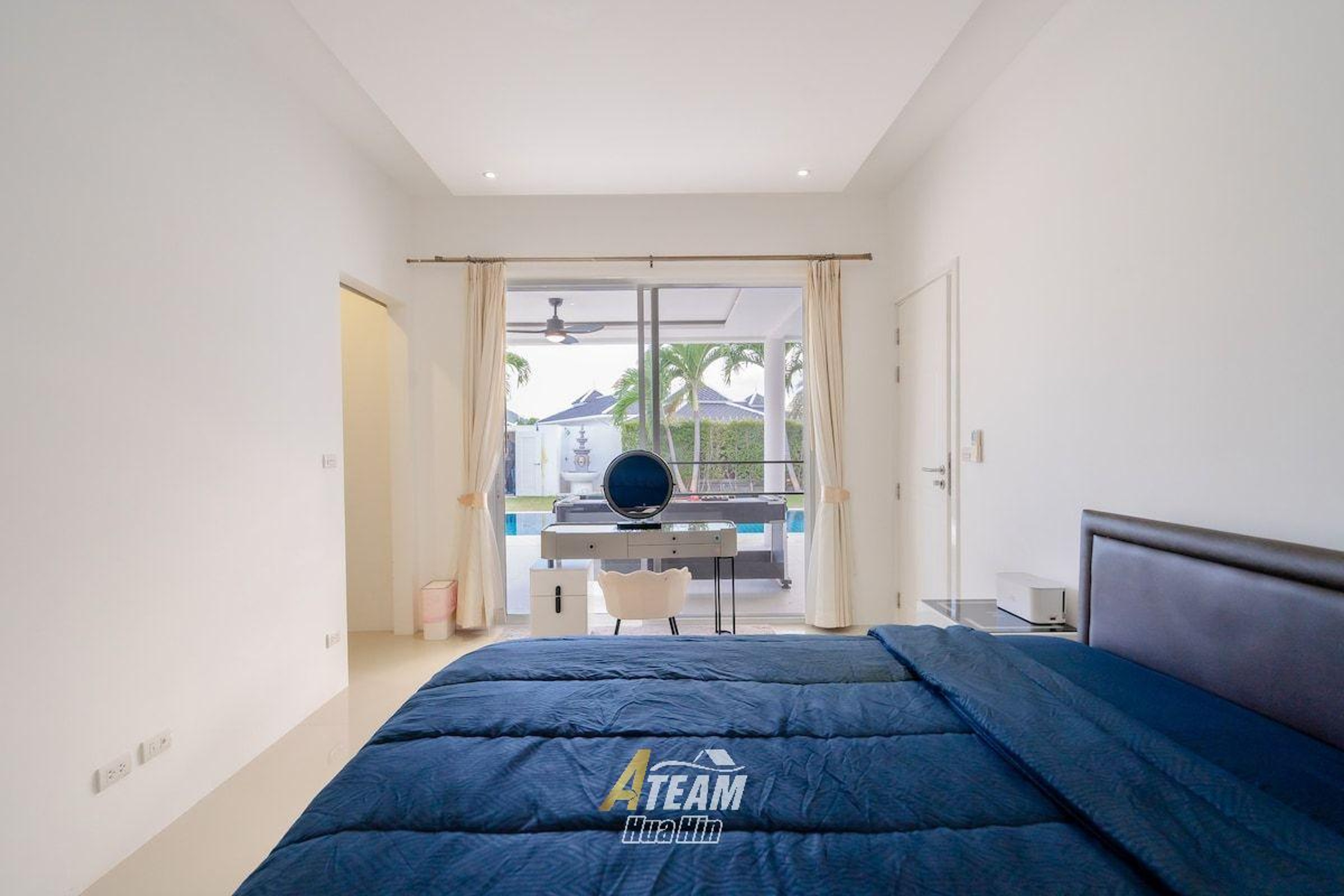 Luxury 3-Bedroom Pool Villa for Sale at Falcon Hill, Soi 102