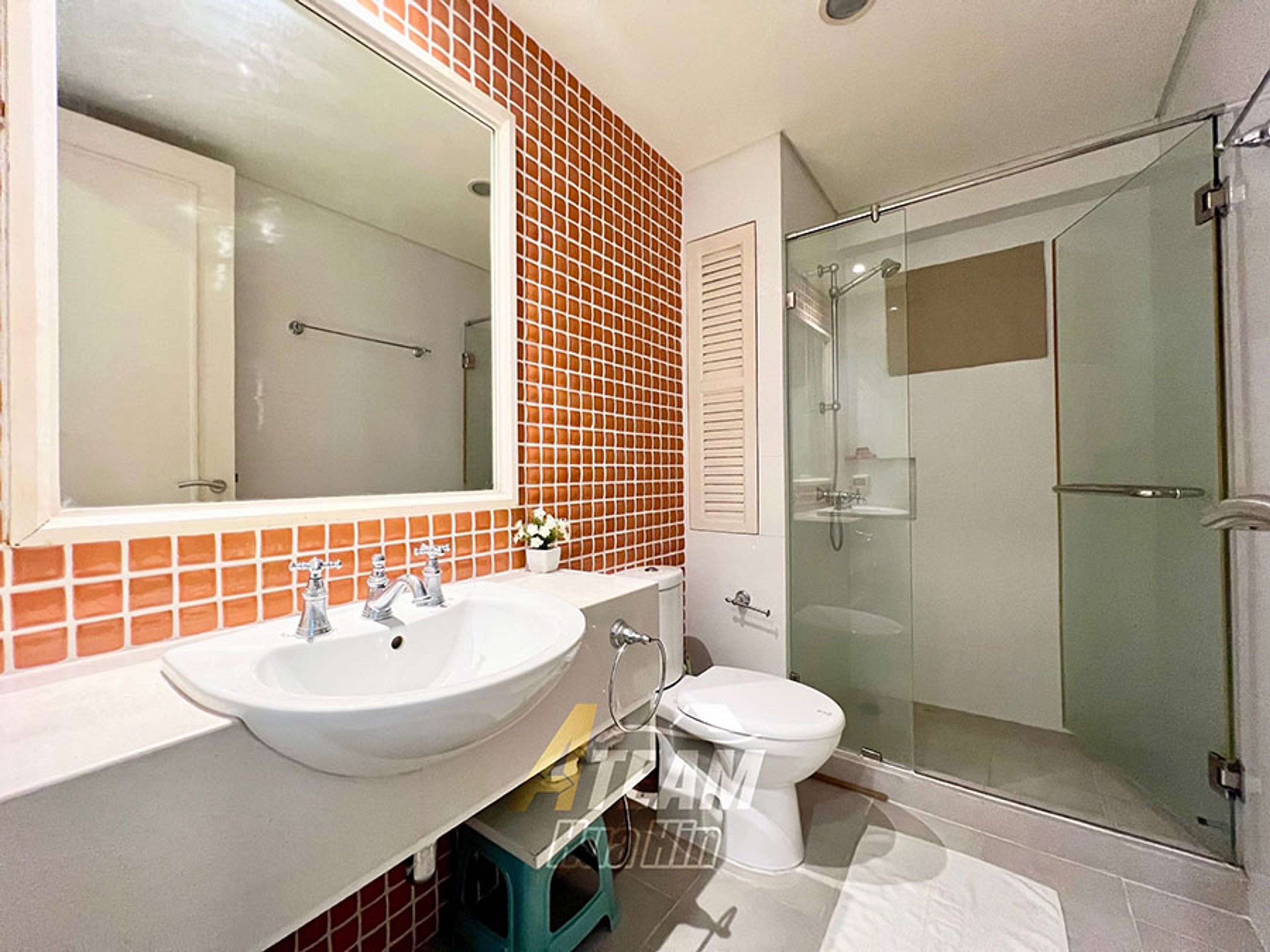 Cosy 2-Bedroom Condo for Rent at Mykonos Hua Hin – Prime Central Locat thumbnail 12