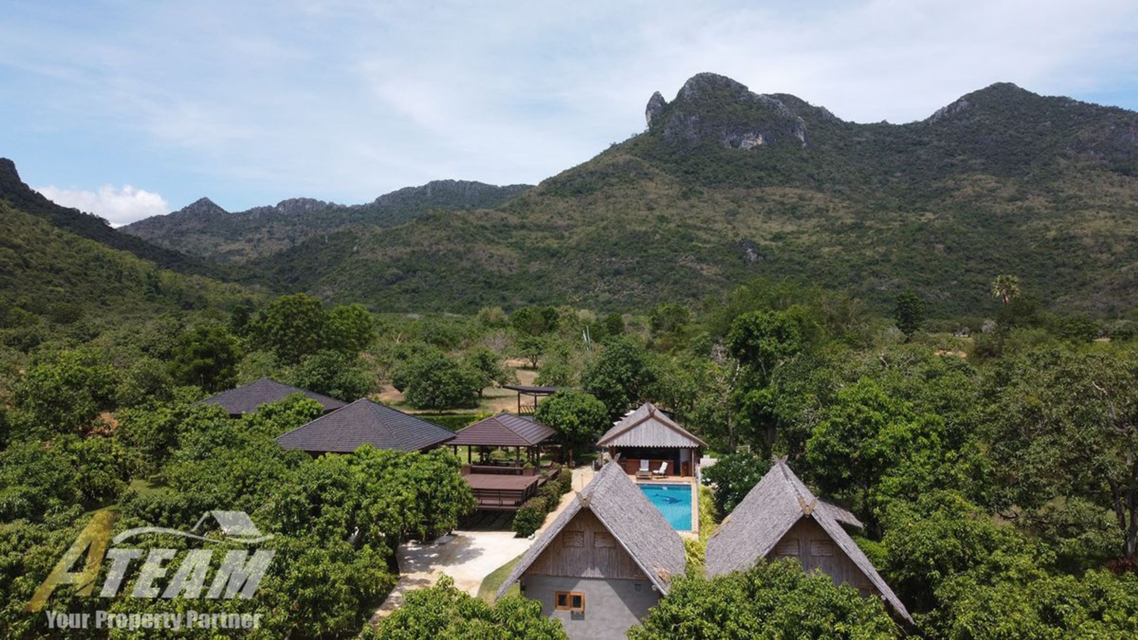 Price drop on this dream property with incredible mountain settings no thumbnail 7