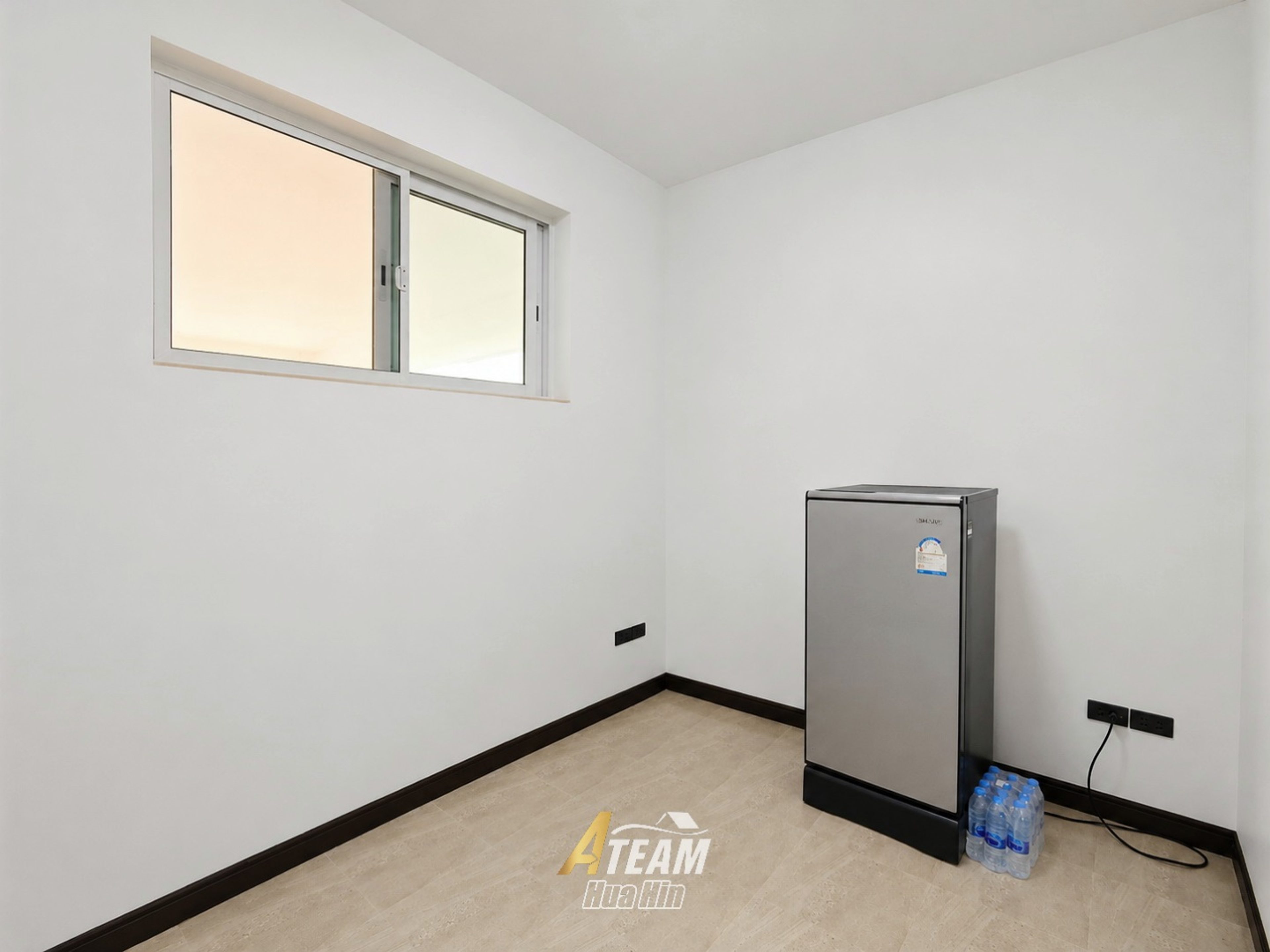 Pet-Friendly 2-Bedroom House thumbnail 18