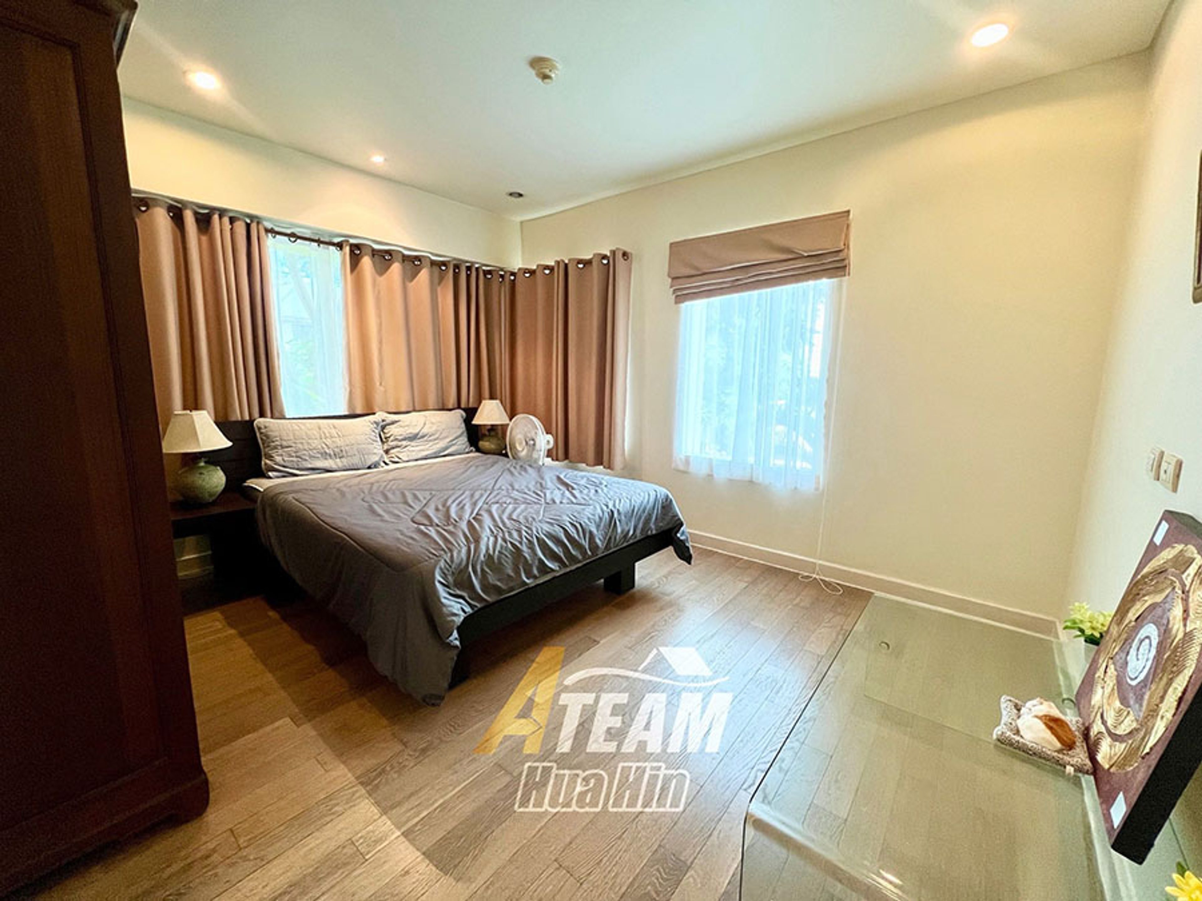 Cosy 2-Bedroom Condo for Rent at Mykonos Hua Hin – Prime Central Locat thumbnail 9